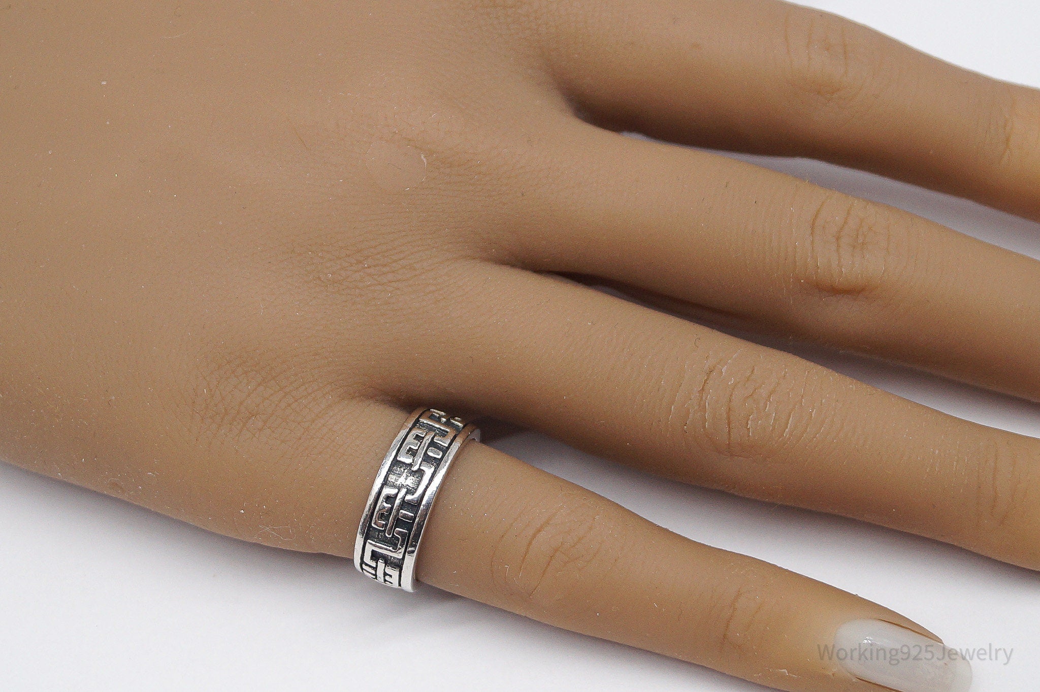 Vintage Aztec Motif Sterling Silver Band Ring - Size 5.5