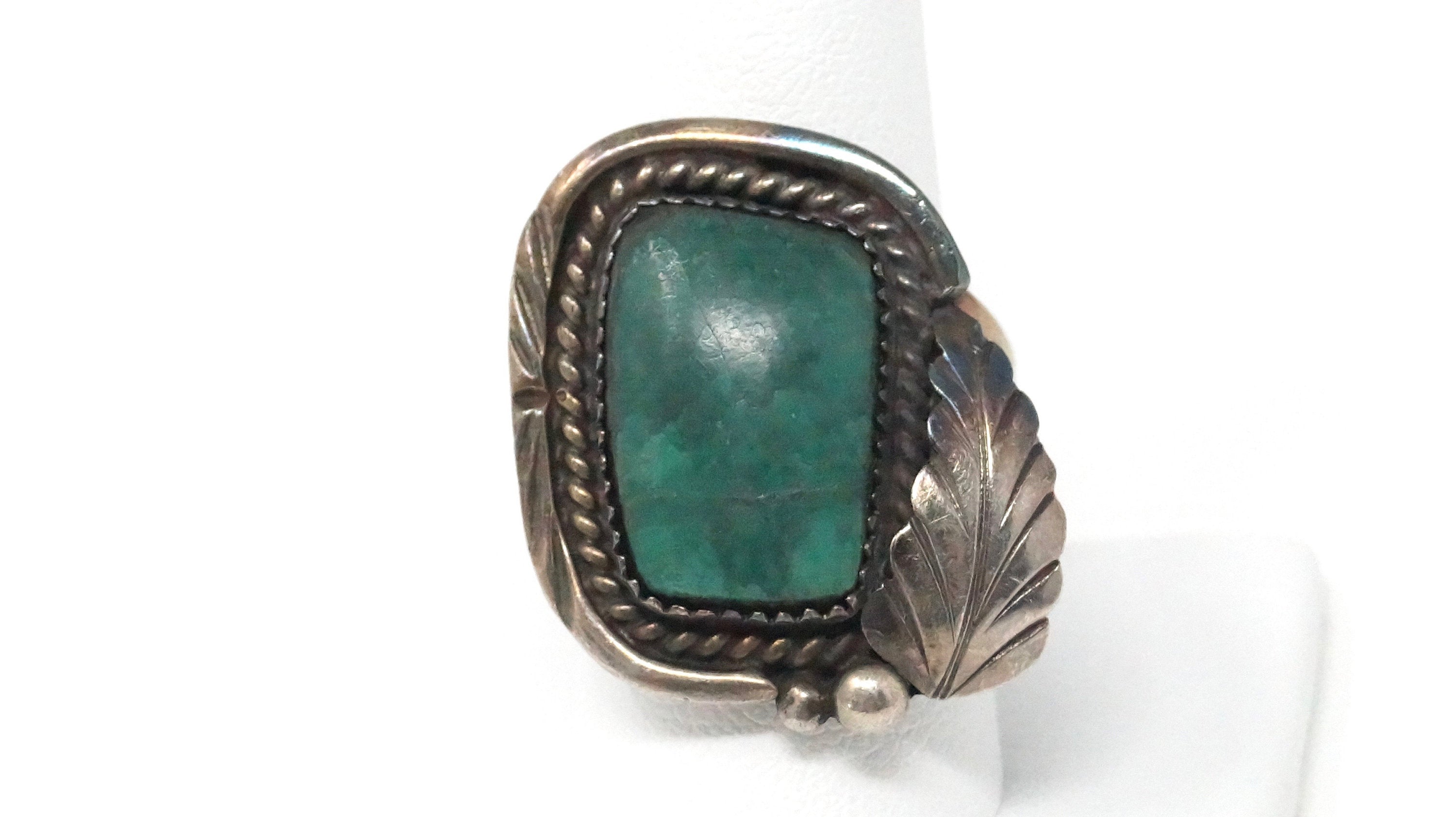 Vintage Large Green Turquoise Southwestern Handmade Sterling Silver Ring Sz 9.75