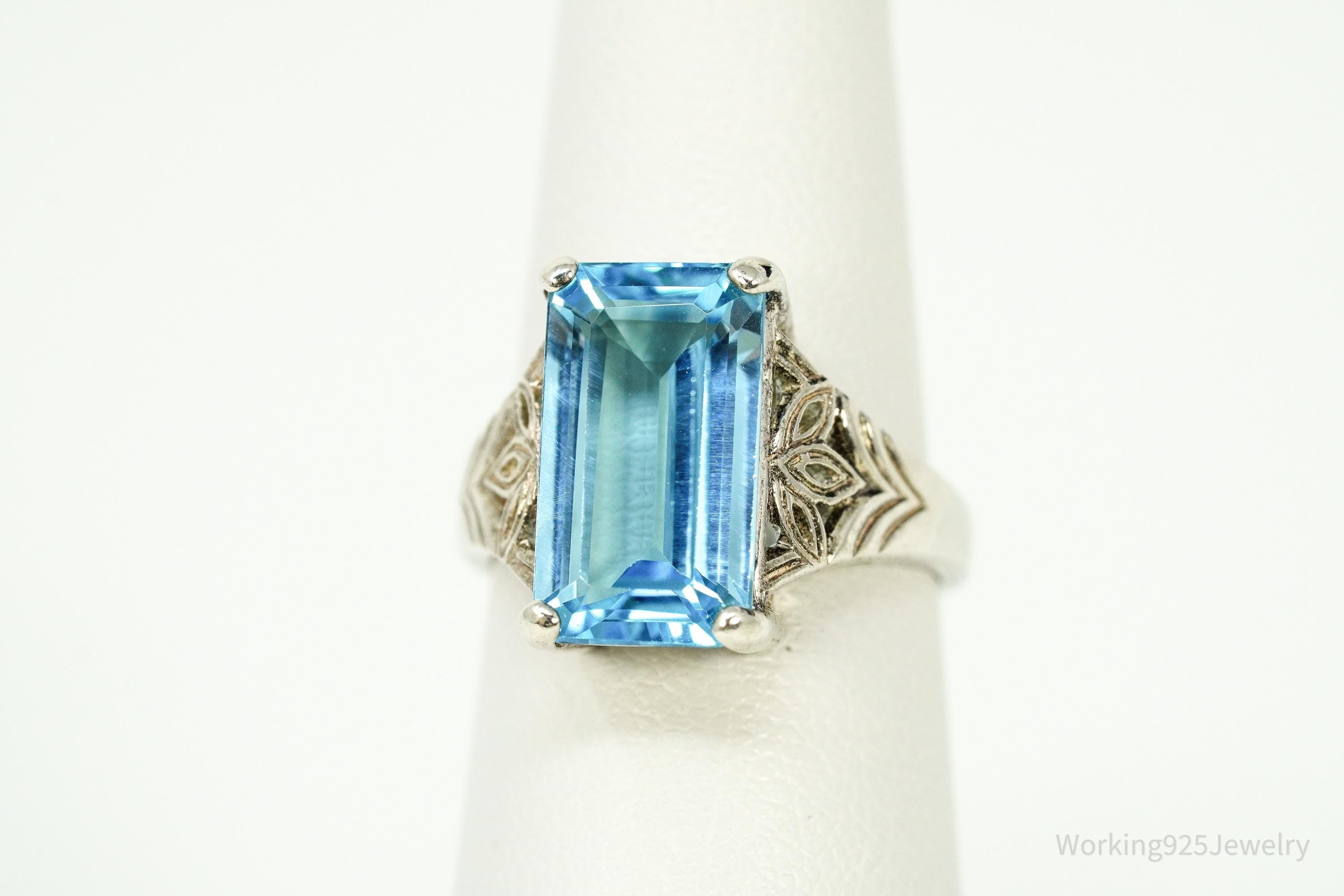 Vintage Blue Topaz Sterling Silver Ring - Size 6
