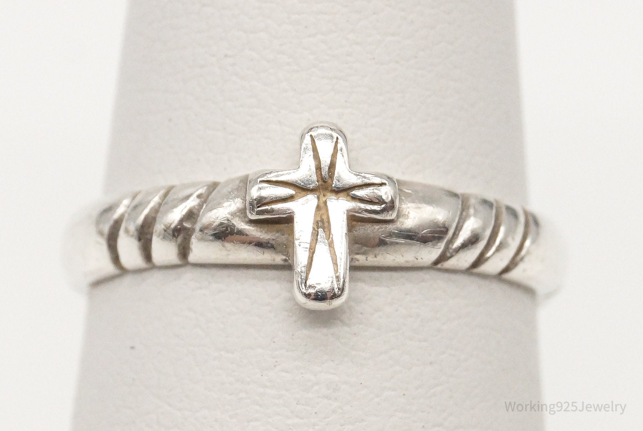 Vintage WJ Cross Sterling Silver Ring - Size 5