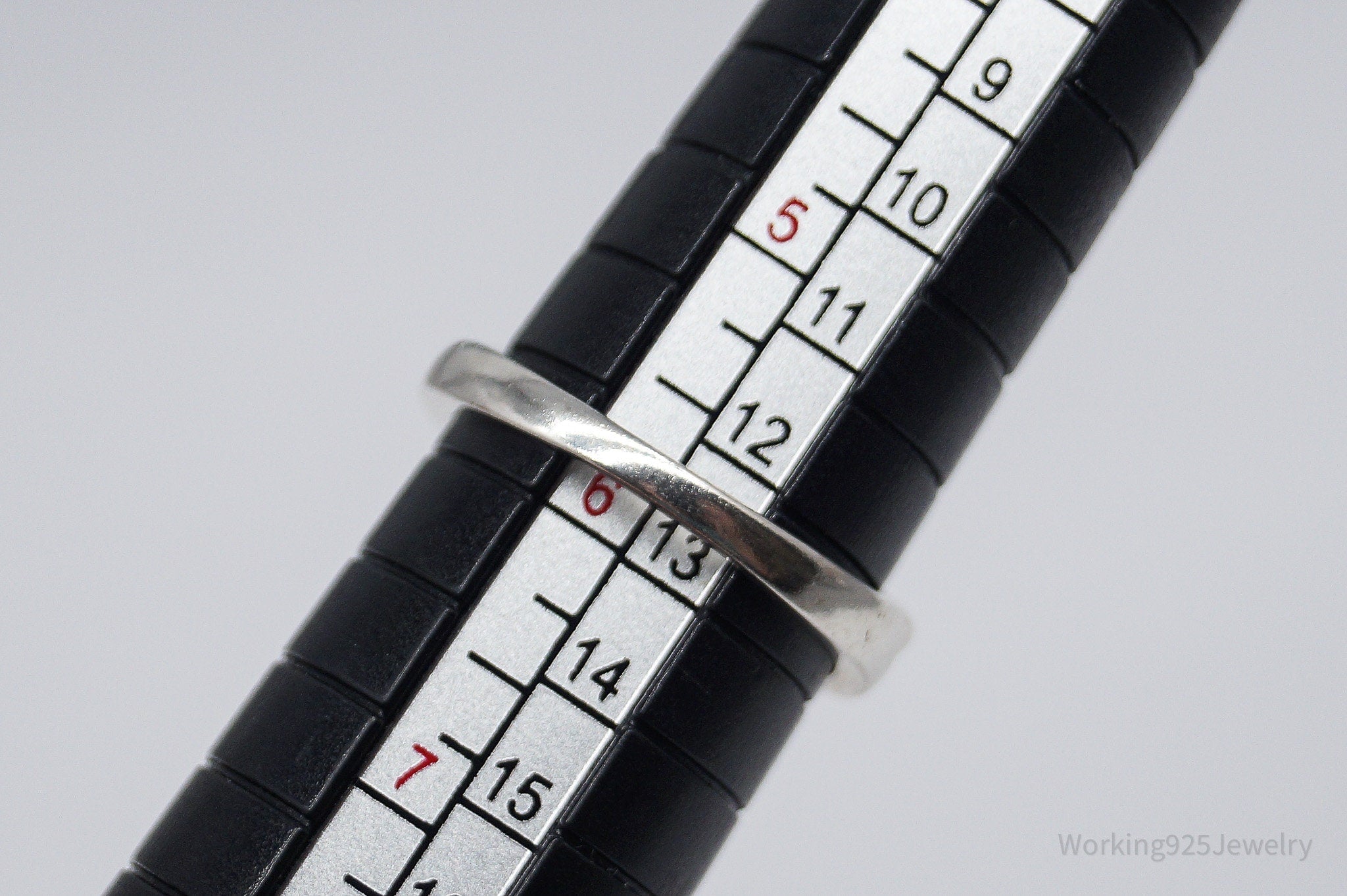 Vintage Avon Black Onyx Sterling Silver Ring - Size 5.75