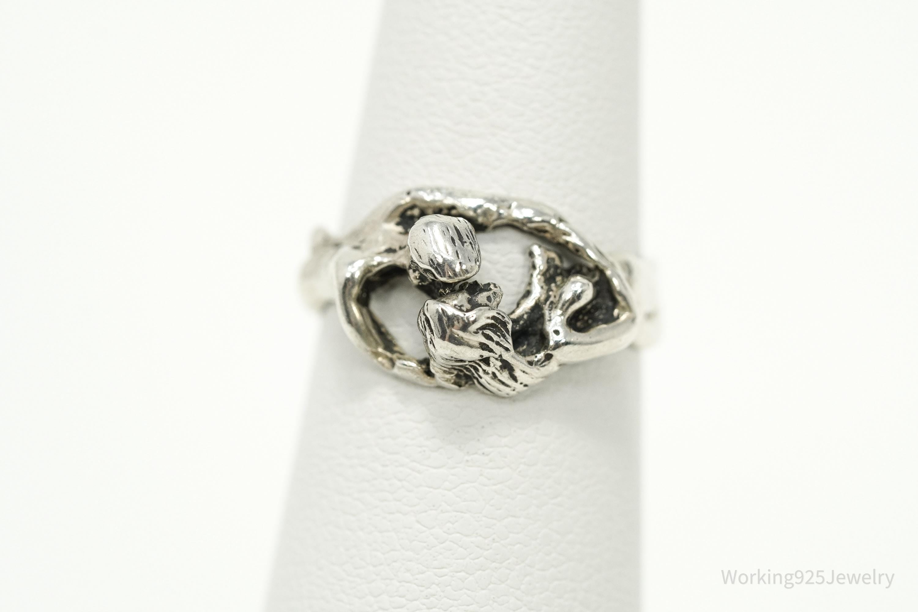 Vintage Kissing Couple Lovers Sterling Silver Ring - Size 5.25
