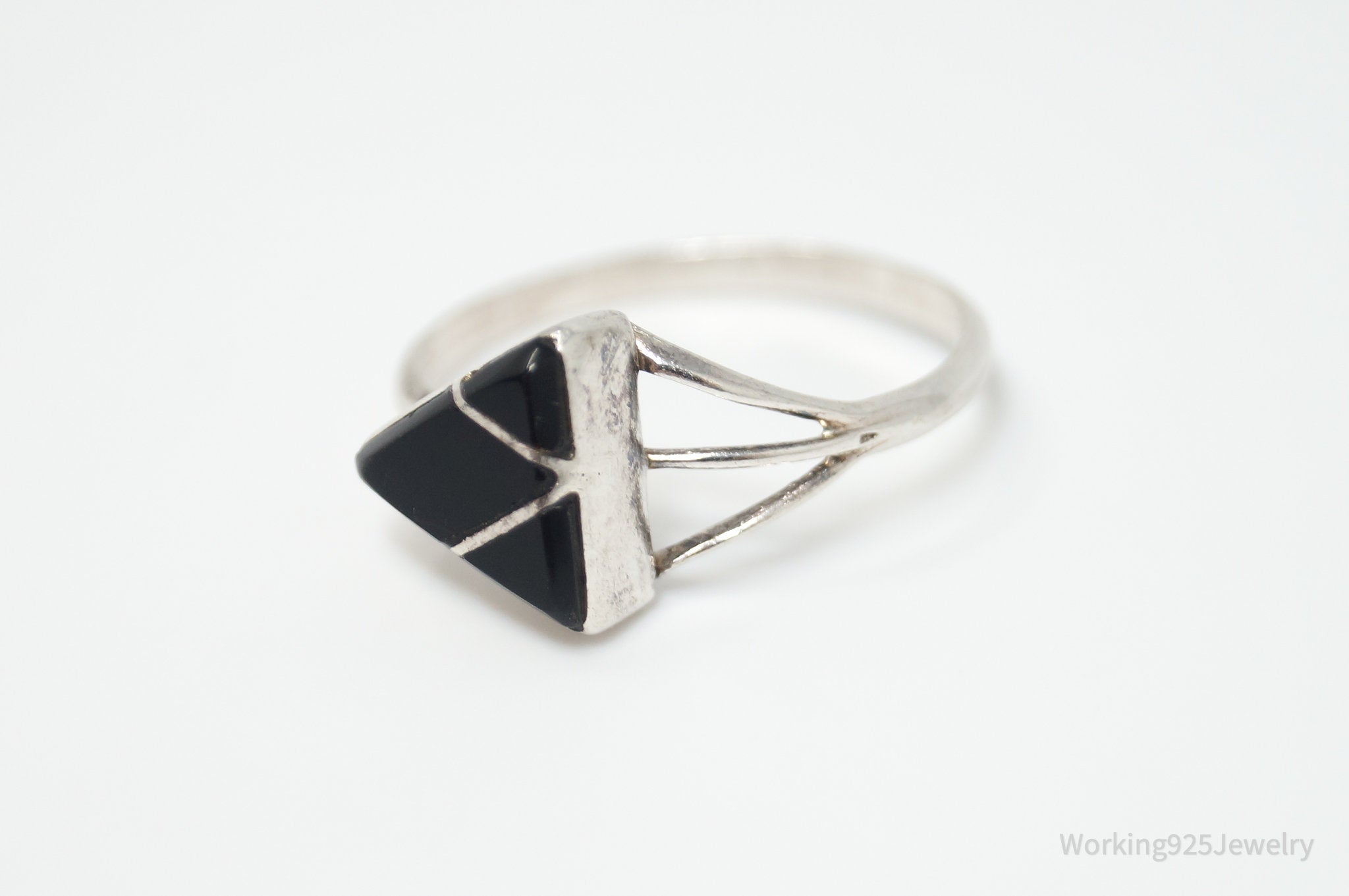 Vintage Southwestern Black Onyx Inlay Geometric Sterling Silver Ring - Sz 8