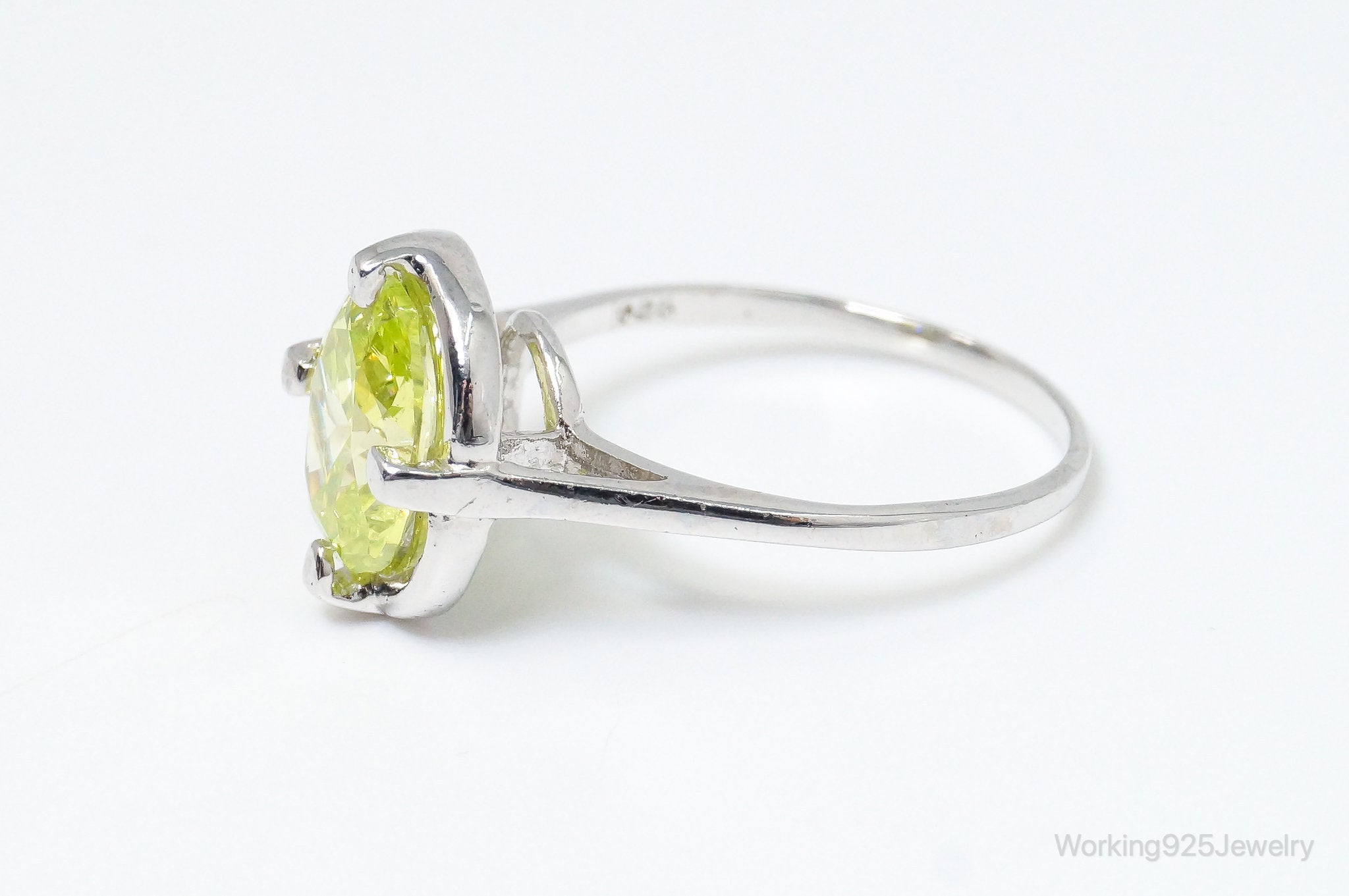 Vintage Lime Green Stone Sterling Silver Ring Size 8.25