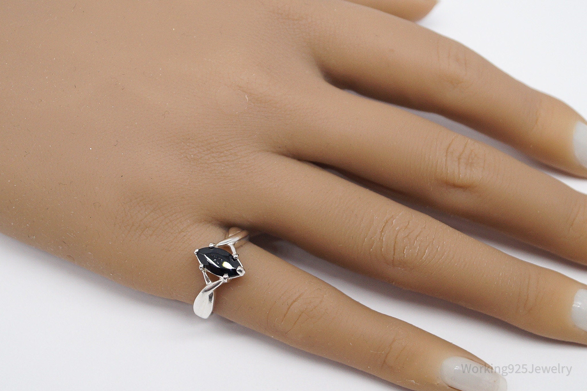 Vintage Avon Black Onyx Sterling Silver Ring - Size 5.75