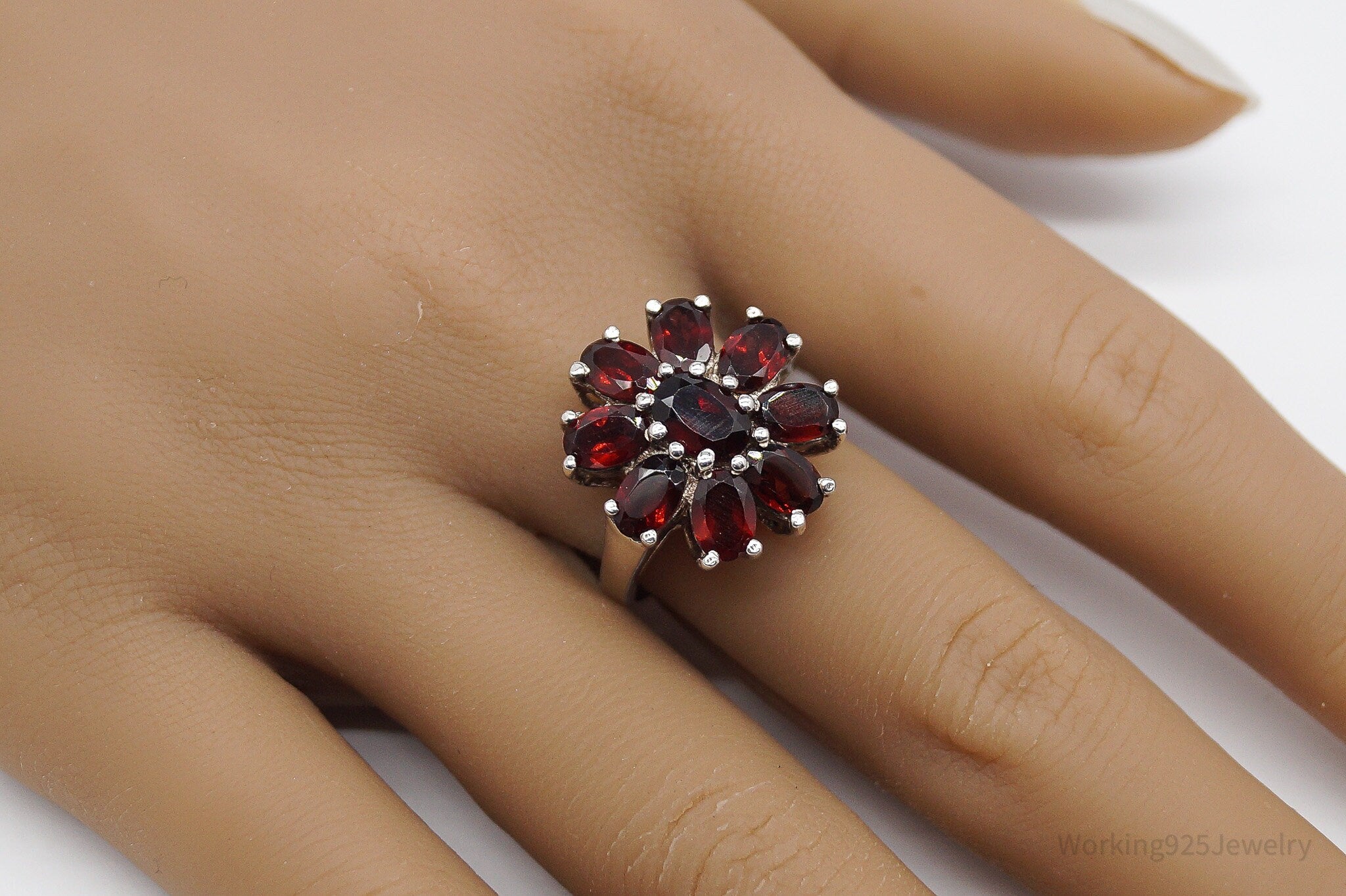 Vintage Garnet Flower Sterling Silver Ring - Size 8.25