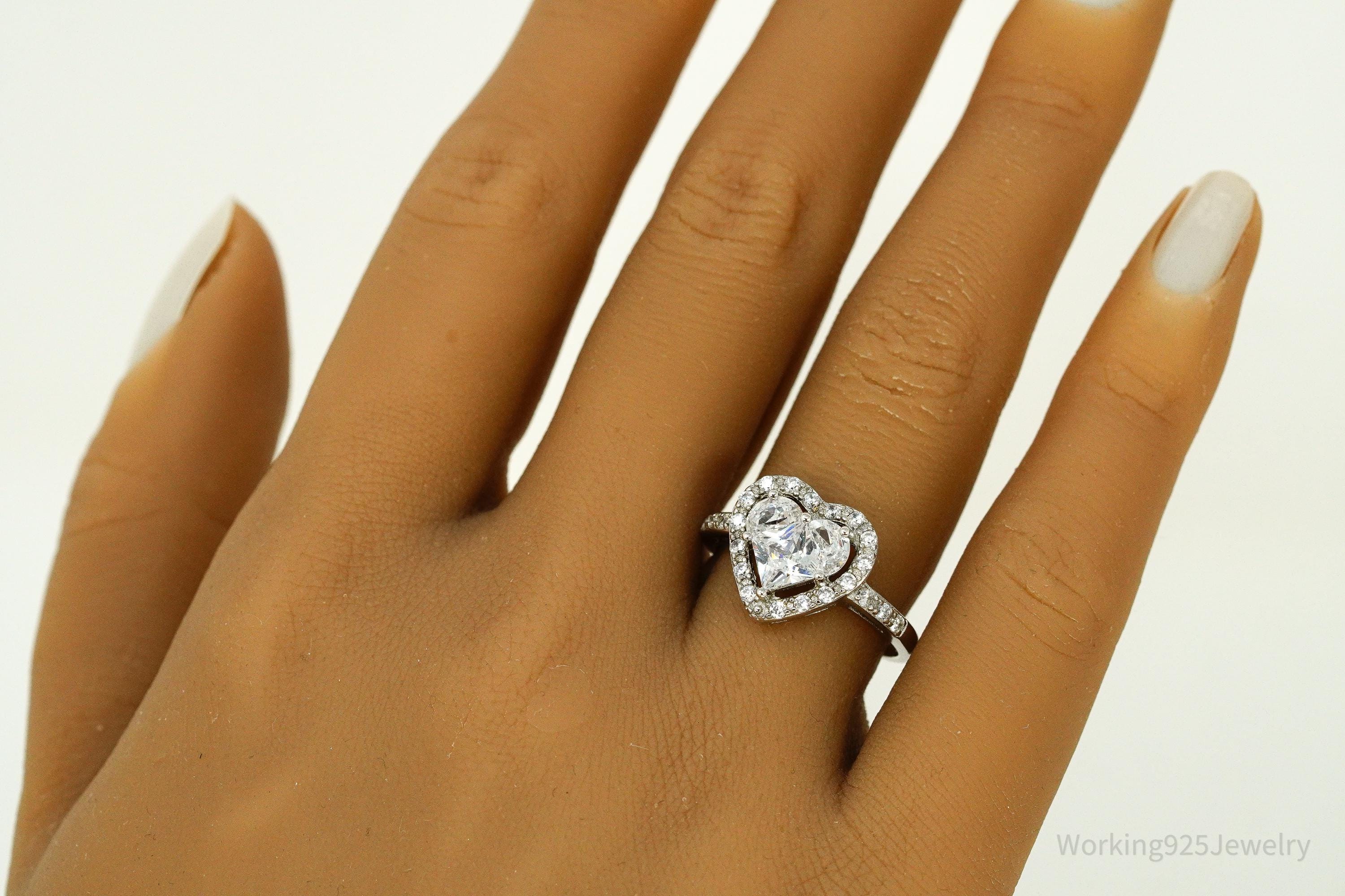 Vintage Cubic Zirconia Heart Sterling Silver Ring - Size 8