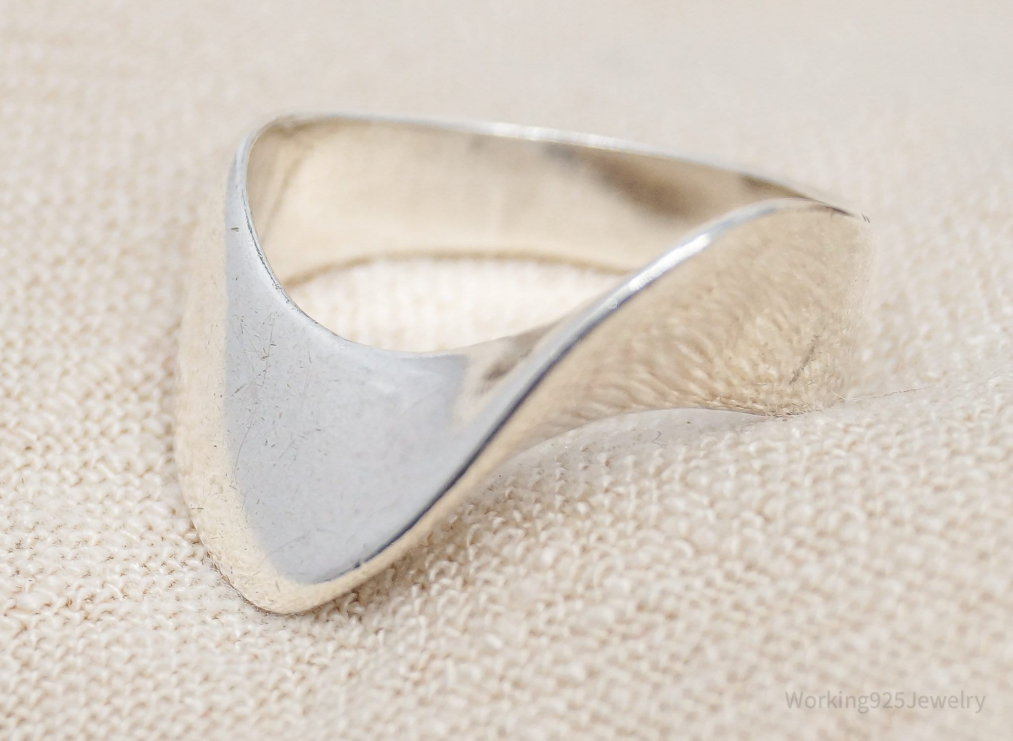 Vintage Modernist Style Sterling Silver Ring - Size 7