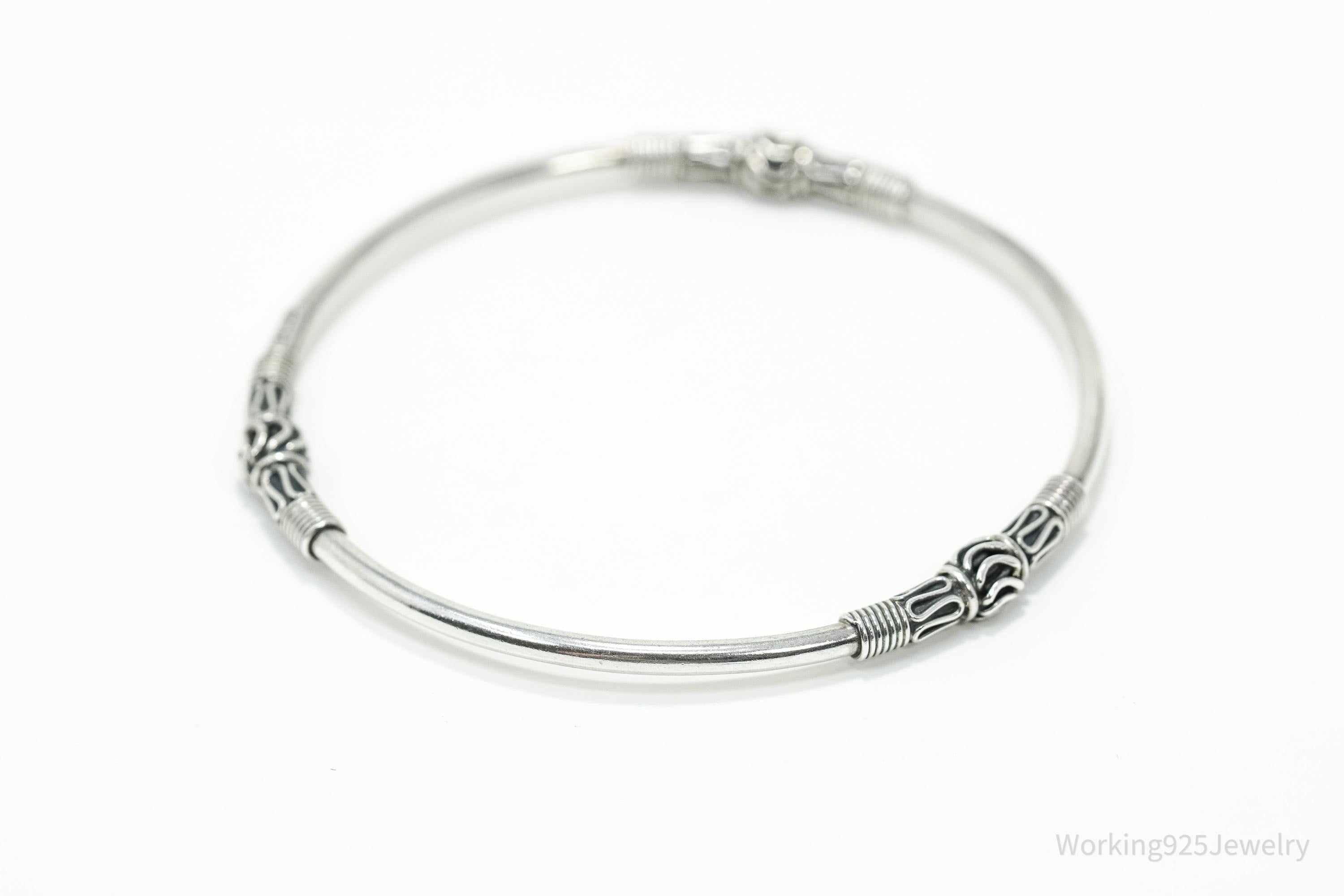 Vintage Designer BA Suarti Sterling Silver Bangle Bracelet 7 7/8"