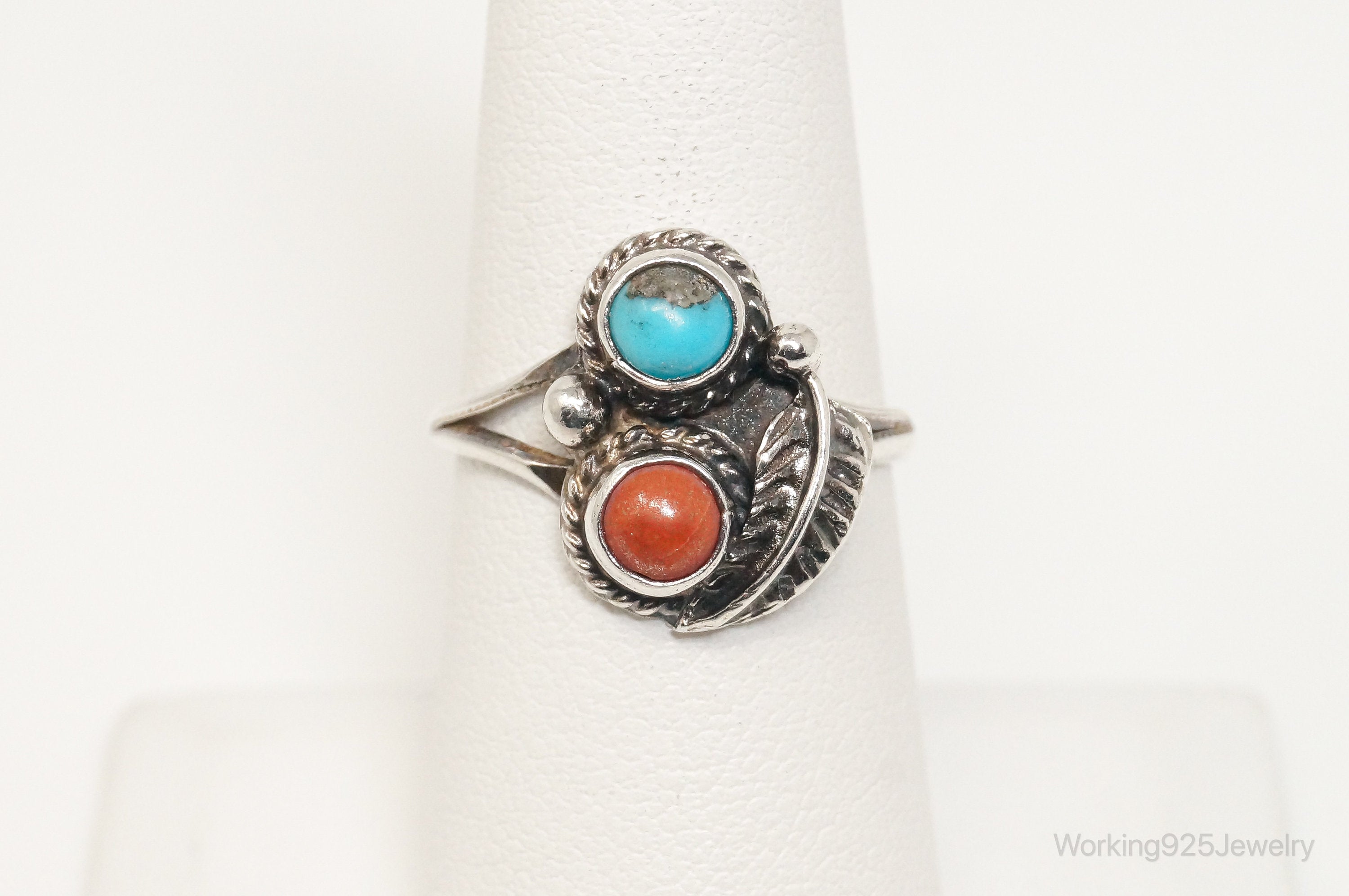 Vintage Native American Turquoise Coral Unsigned Sterling Silver Ring - Sz 6.75