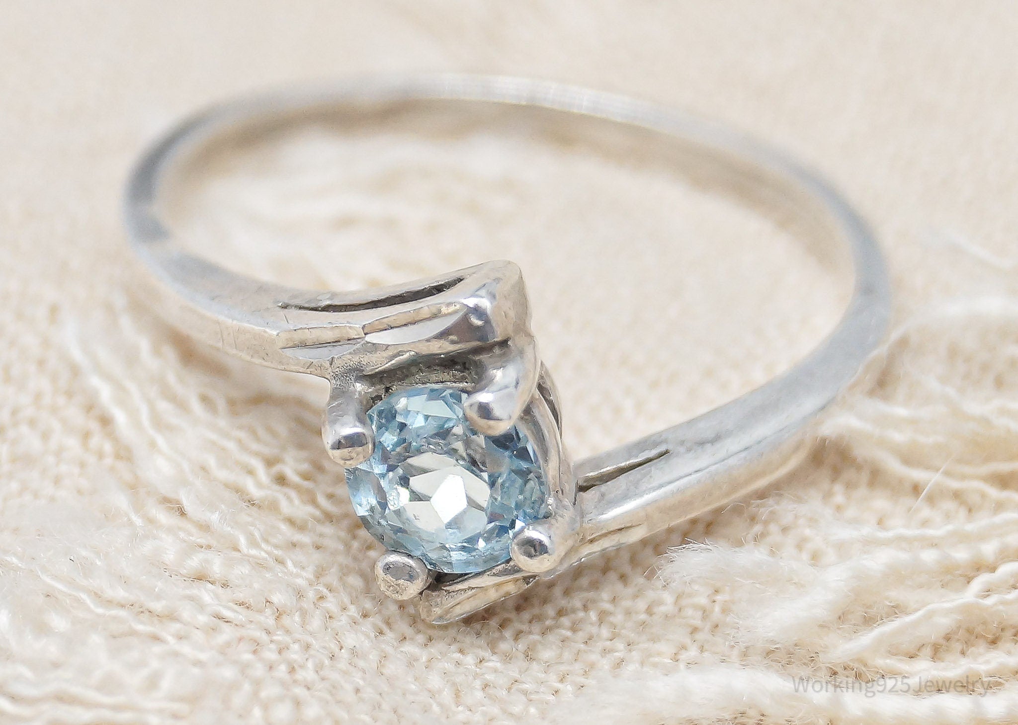 Vintage Blue Topaz Sterling Silver Ring - Size 8.75