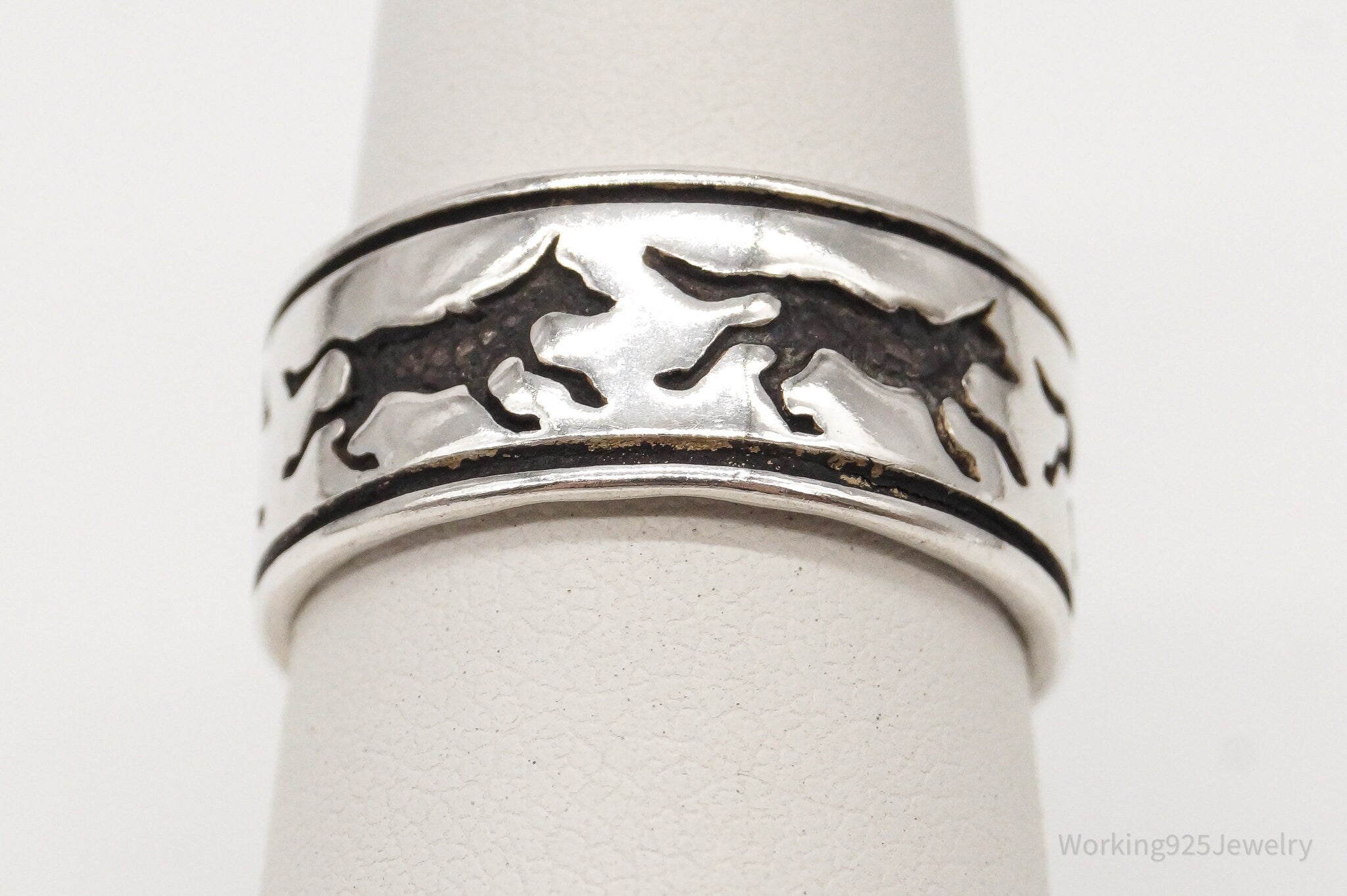 Vintage Native American Wolves Sterling Silver Ring - Size 6.5