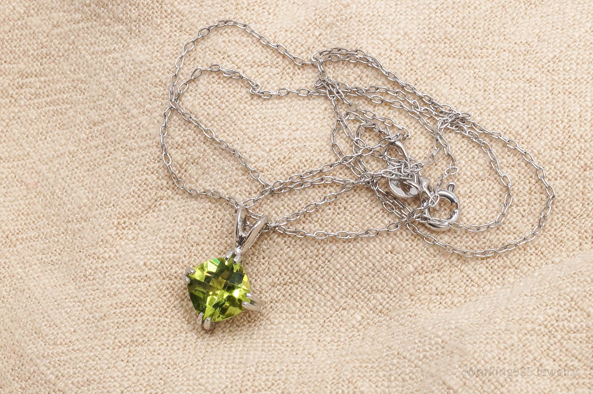 Vintage Peridot Sterling Silver Necklace - 18"