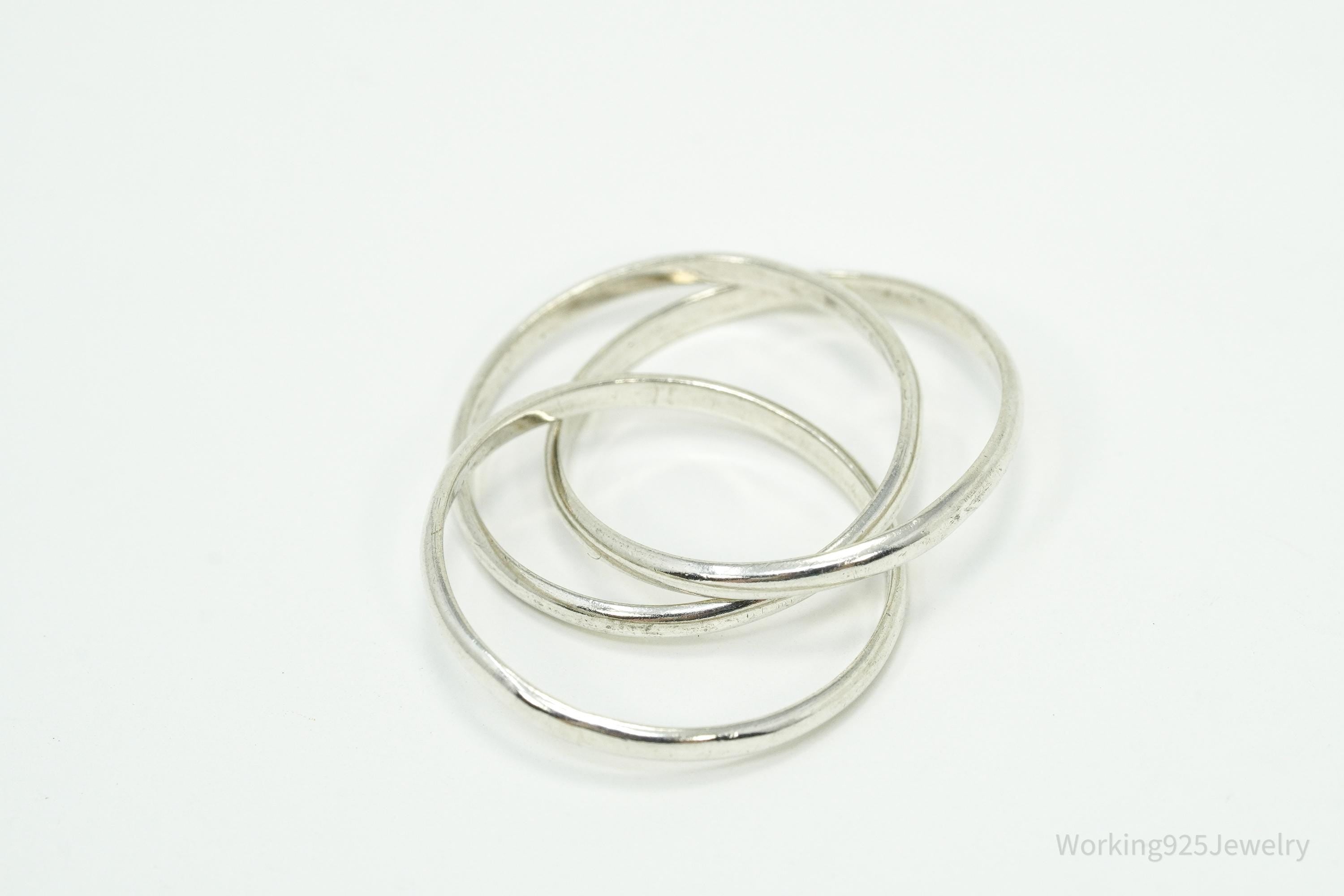 Vintage Intertwined Rings Sleek Modern Sterling Silver Ring - Size 5.25