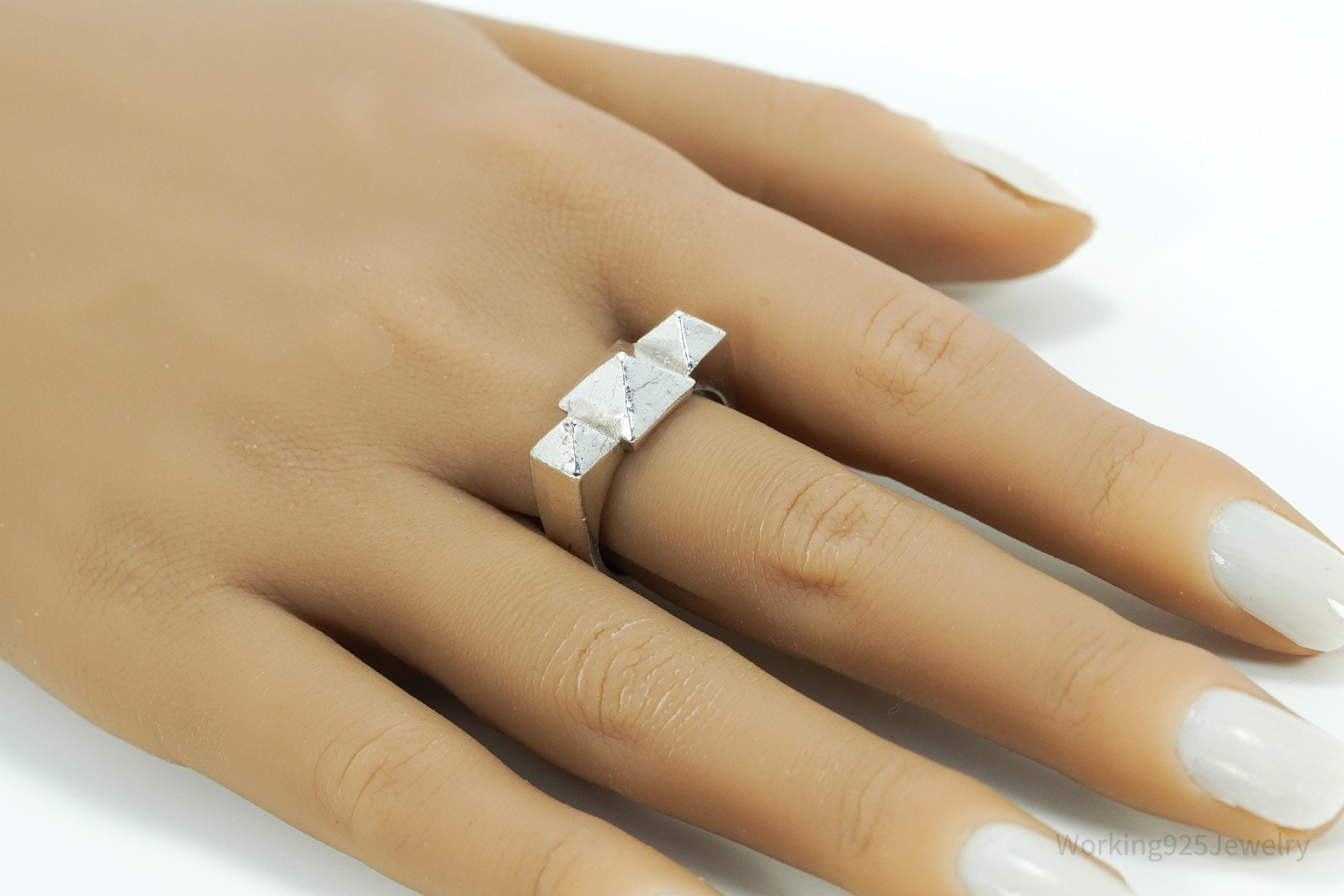 Vintage Triple Pyramid Silver Handmade Band Ring - Size 9