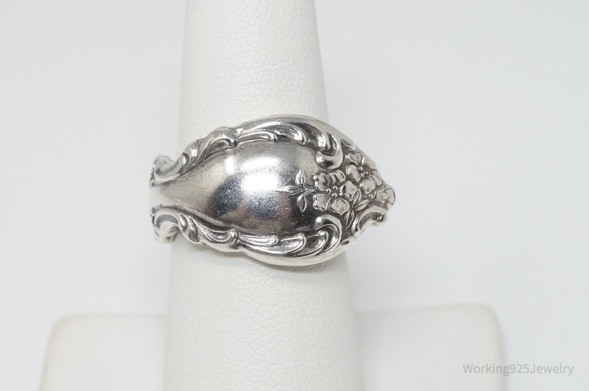 Vintage Oneida "Heirloom" Sterling Silver Floral Pattern Spoon Ring - Size 7.25