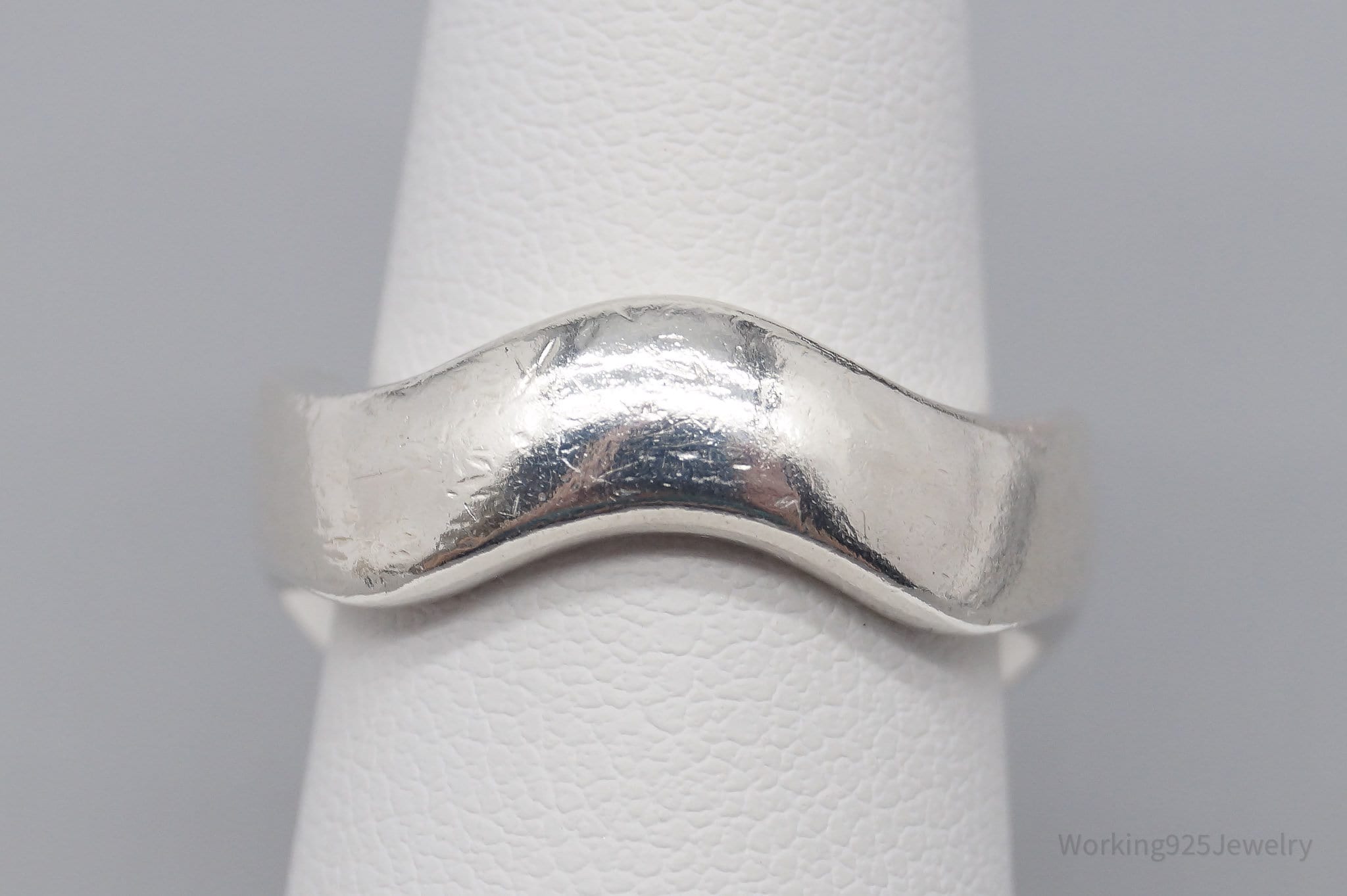 Vintage Modernist Wave Style Sterling Silver Band Ring - Size 7