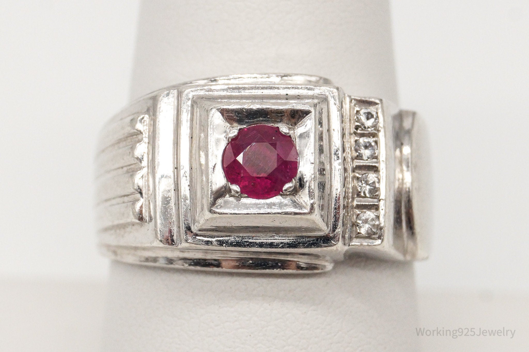 Vintage Ruby Cubic Zirconia Sterling Silver Band Ring - Size 8.5