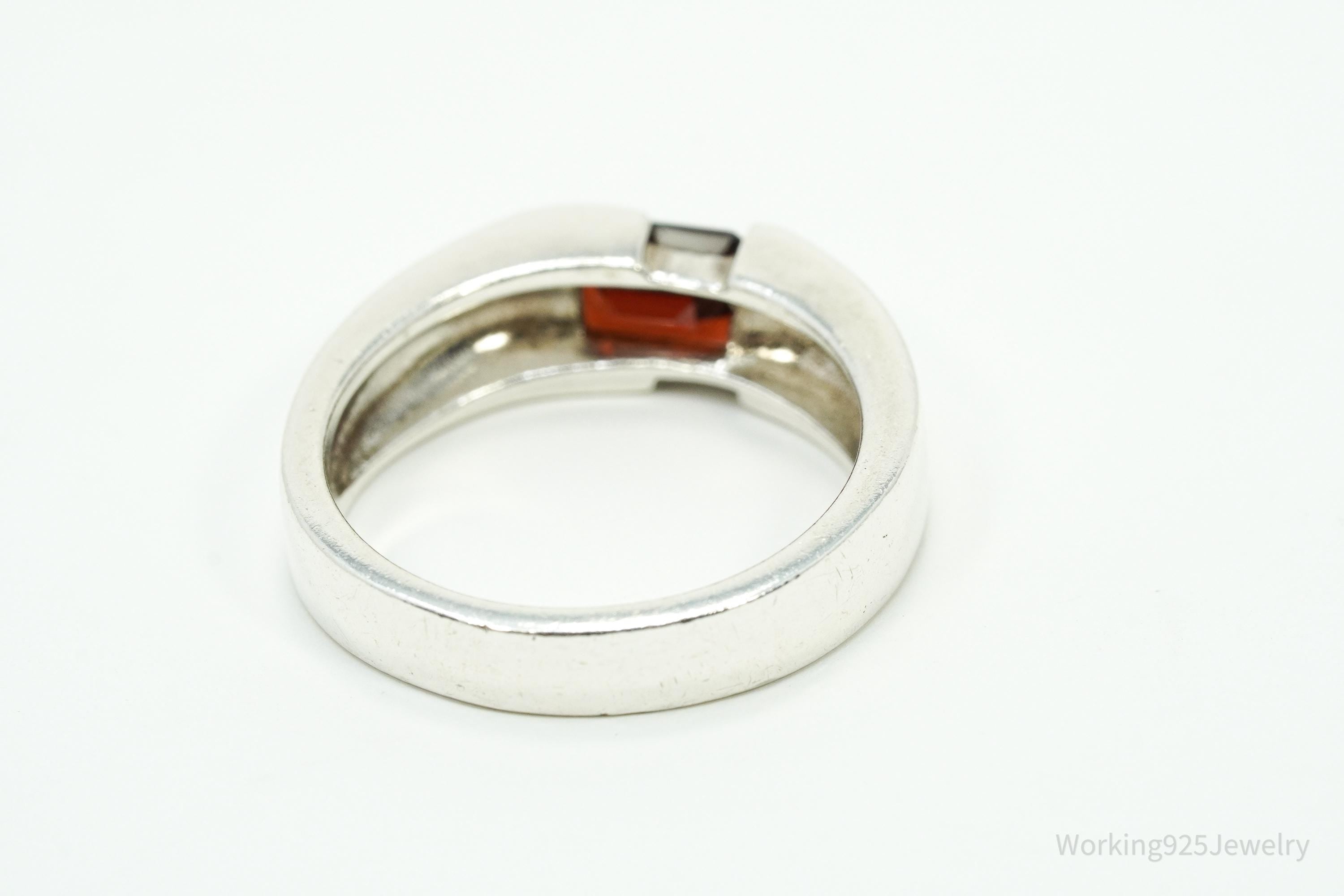 Vintage Garnet Modernist Style Sterling Silver Ring - Size 8.75