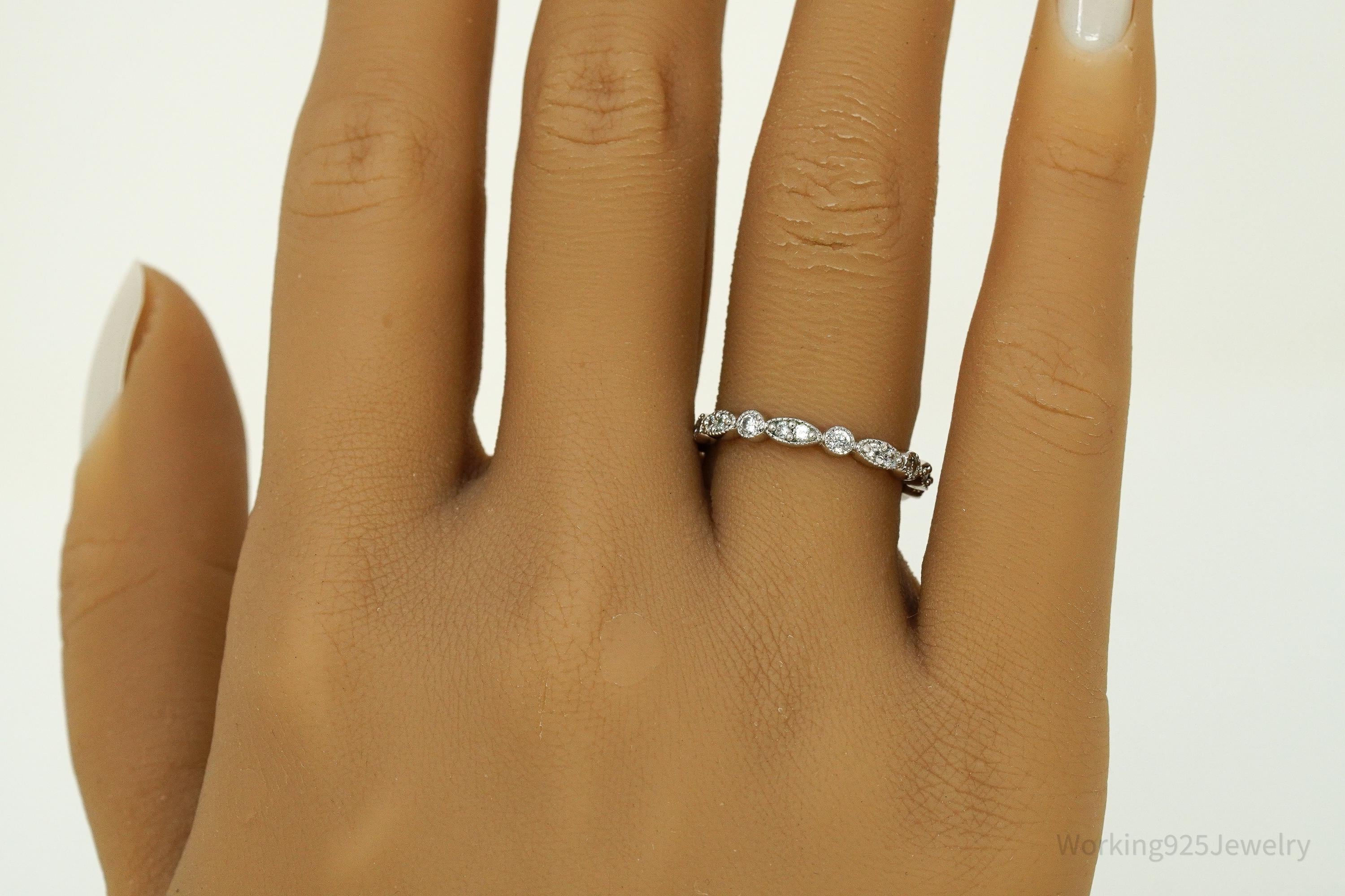 Vintage Cubic Zirconia Sterling Silver Band Ring - Size 6.75