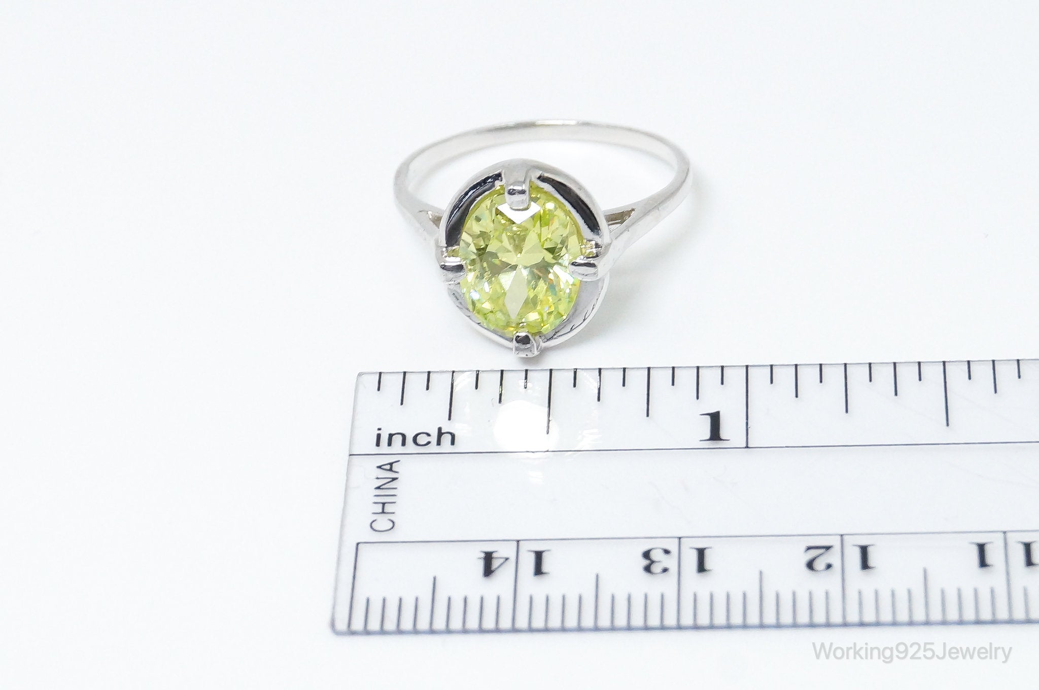 Vintage Lime Green Stone Sterling Silver Ring Size 8.25