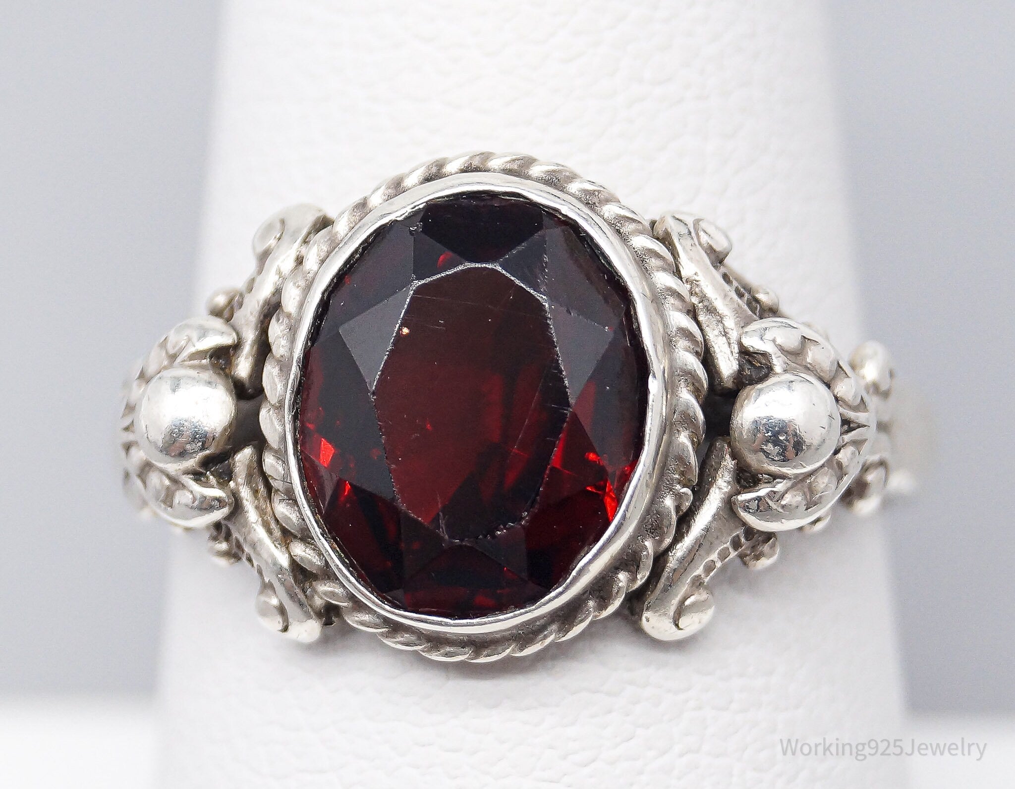 Vintage Garnet Filigree Silver Ring - Size 9