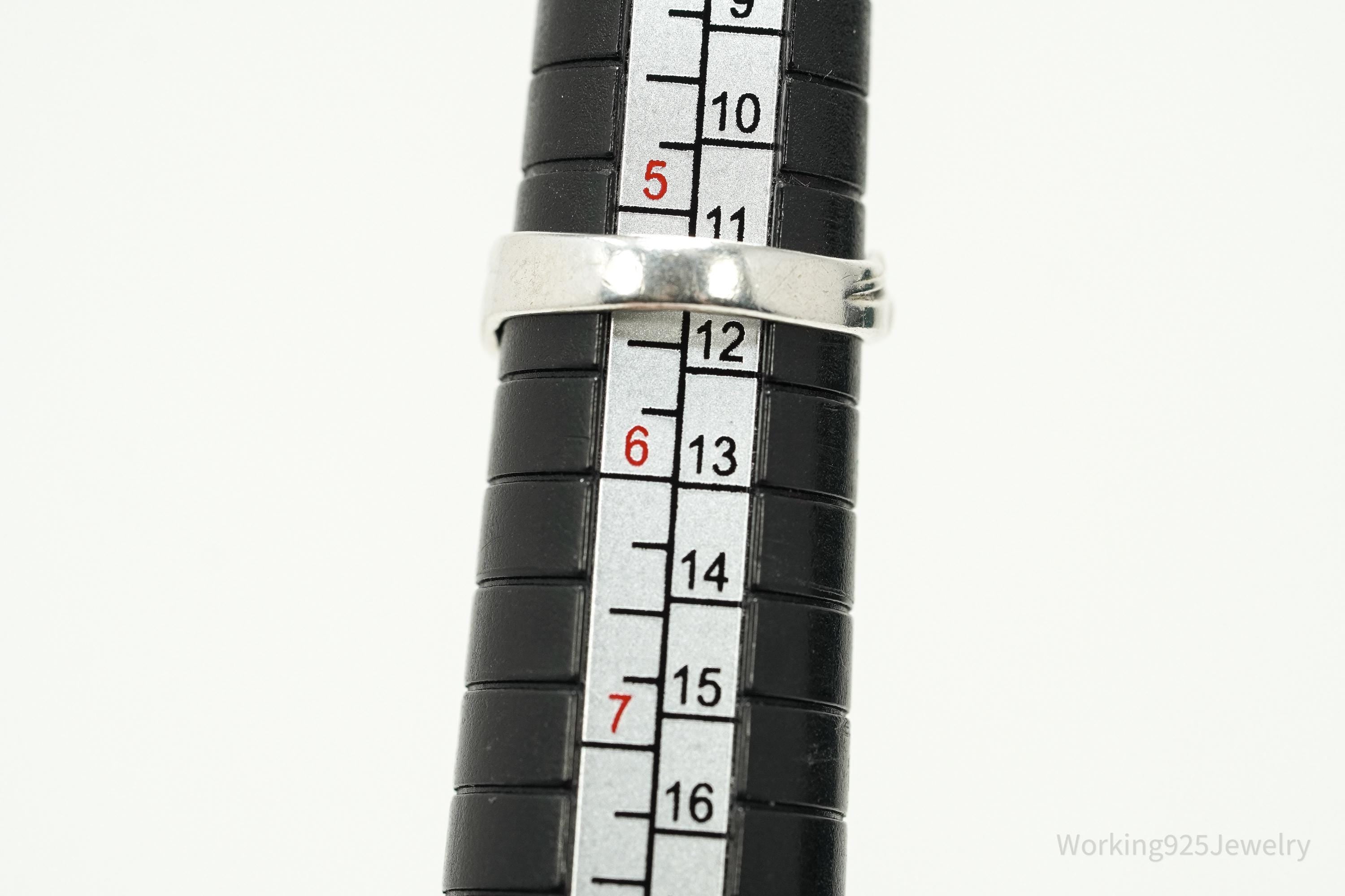 Vintage Kissing Couple Lovers Sterling Silver Ring - Size 5.25