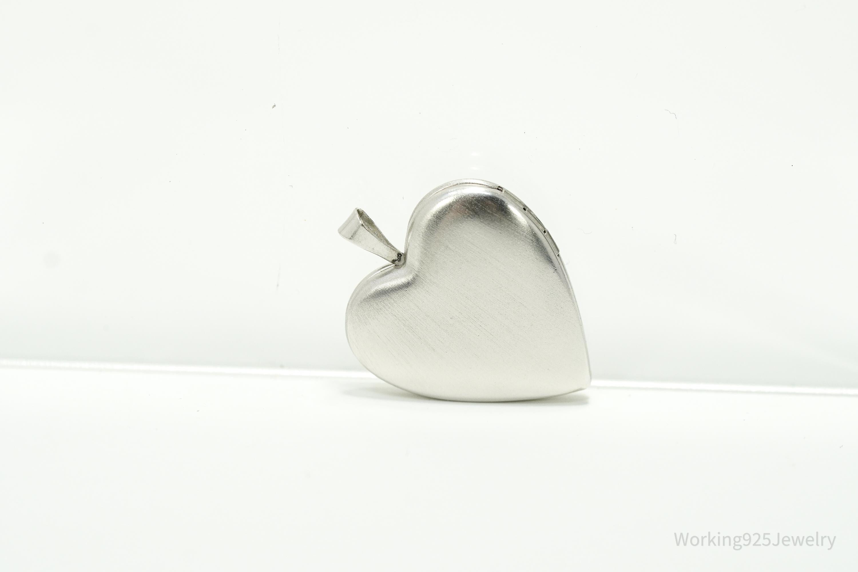 Vintage Etched Enamel Floral Heart Picture Locket Silver Pendant