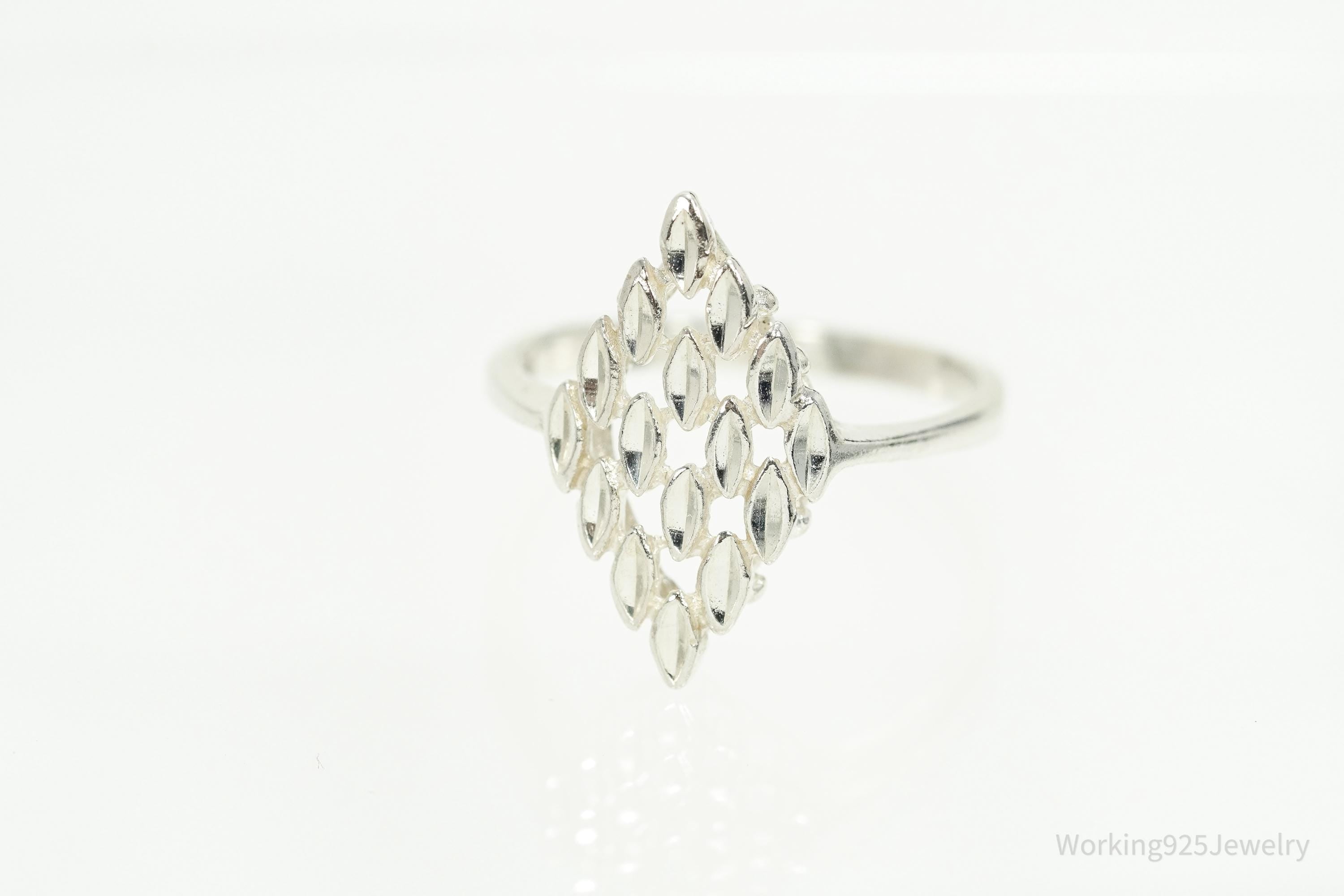 Vintage Diamond Cut Style Sterling Silver Ring - Size 9.25