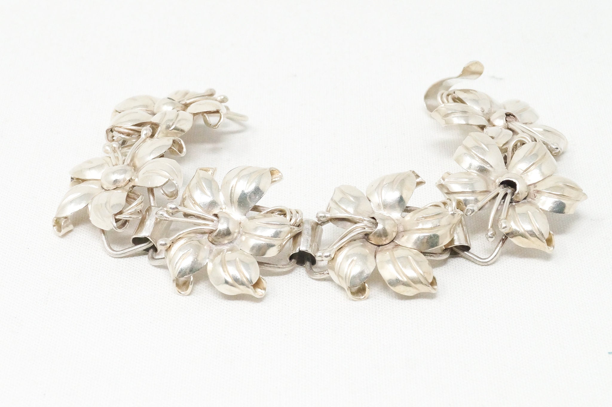 Vintage Mexico Art Nouveau Motif Flower 950 Silver Panel Bracelet