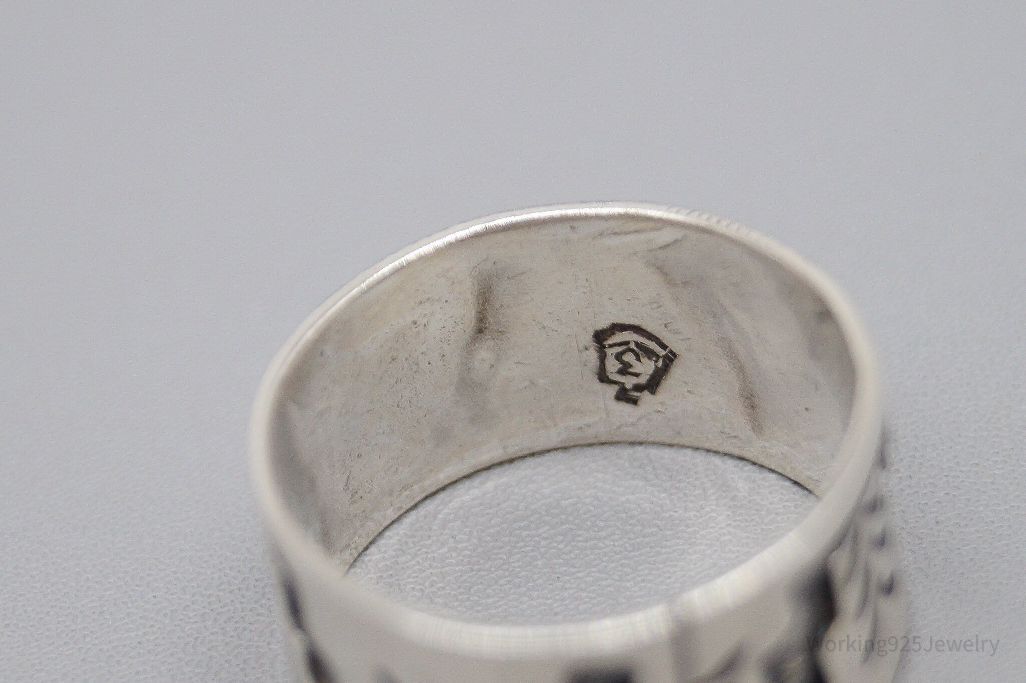 Vintage Mexico Aztec Style Sterling Silver Ring - Size 7.5