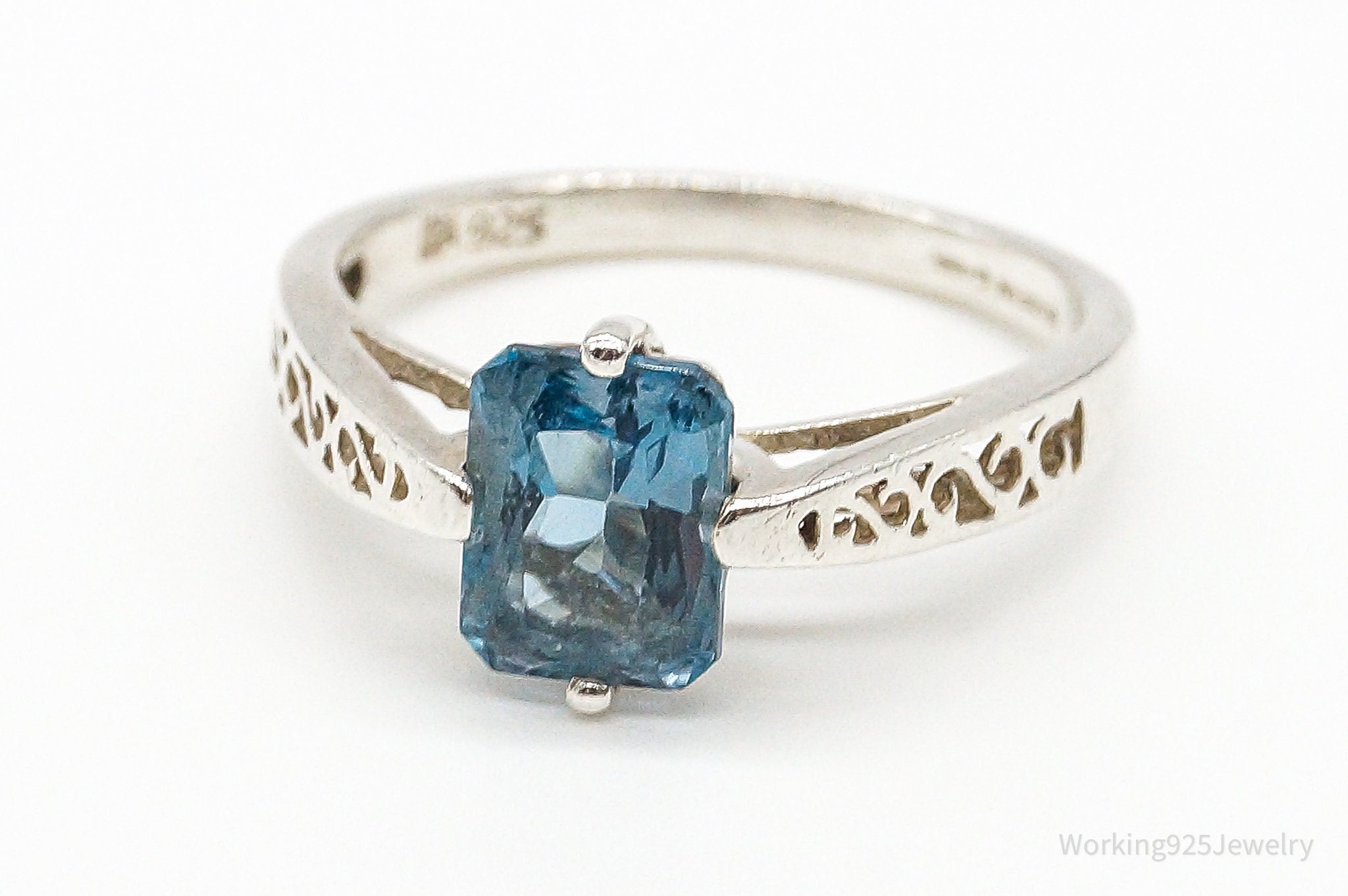 Vintage London Blue Topaz Sterling Silver Ring - Size 8