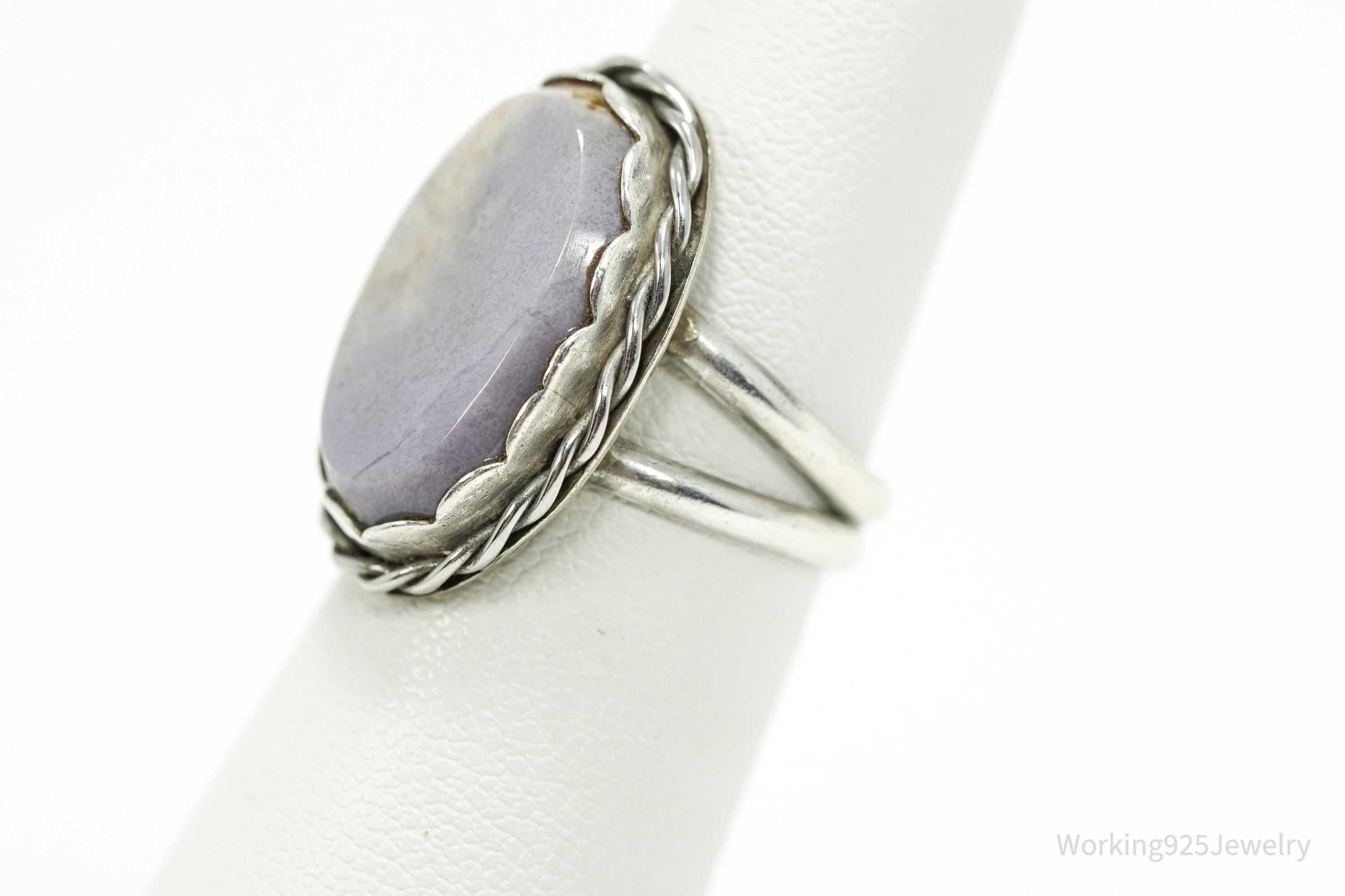 Vintage Native American Unsigned Lavender Stone Silver Ring - Size 6.25