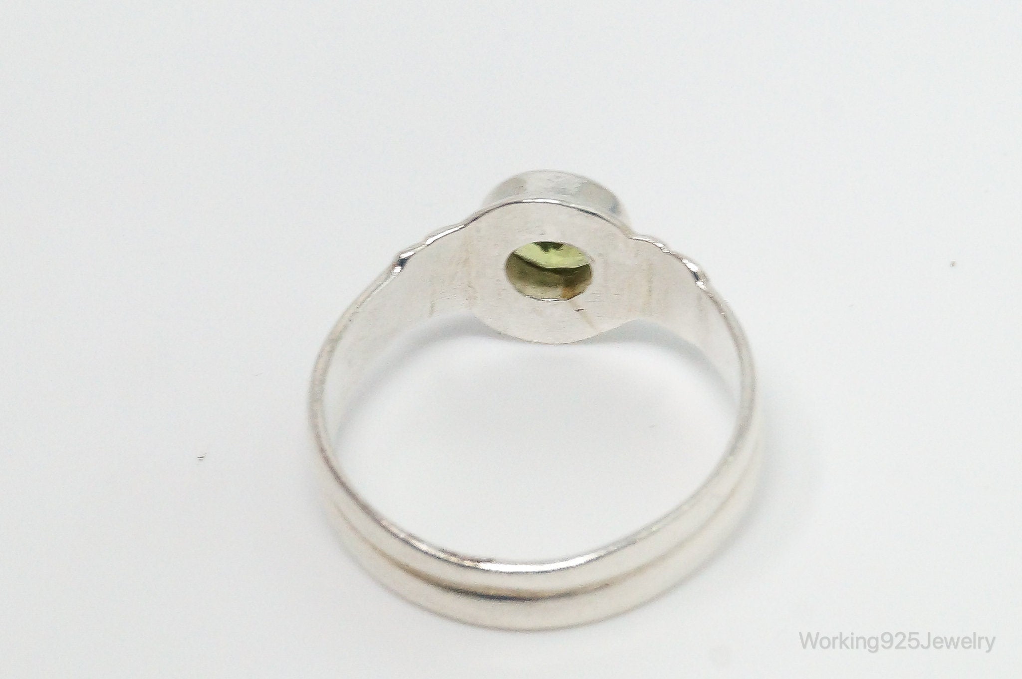 Vintage Peridot Sterling Silver Ring - Size 8.75