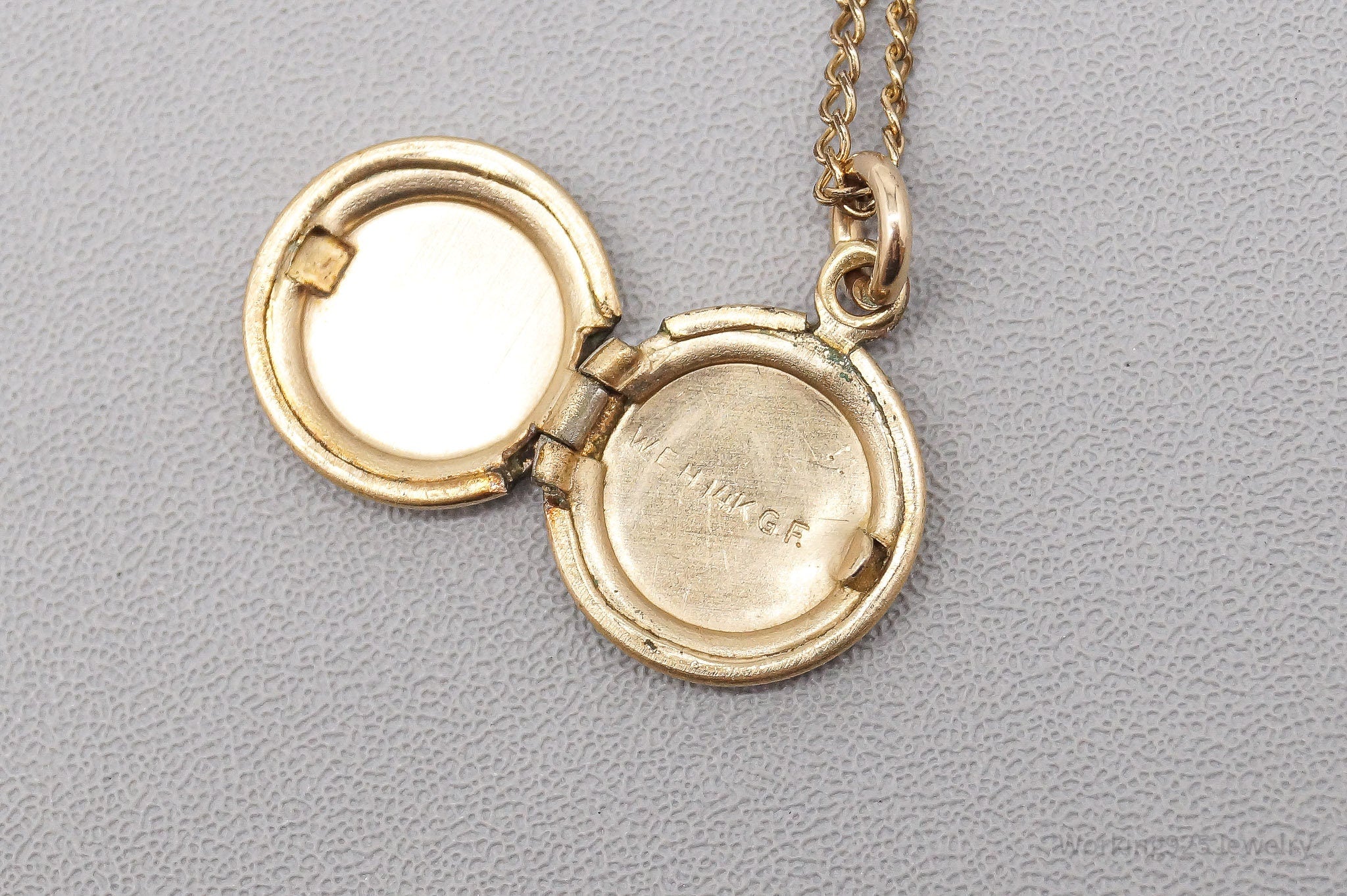 Antique Walter E Hayward 14K Yellow Gold Filled Locket Necklace 16"