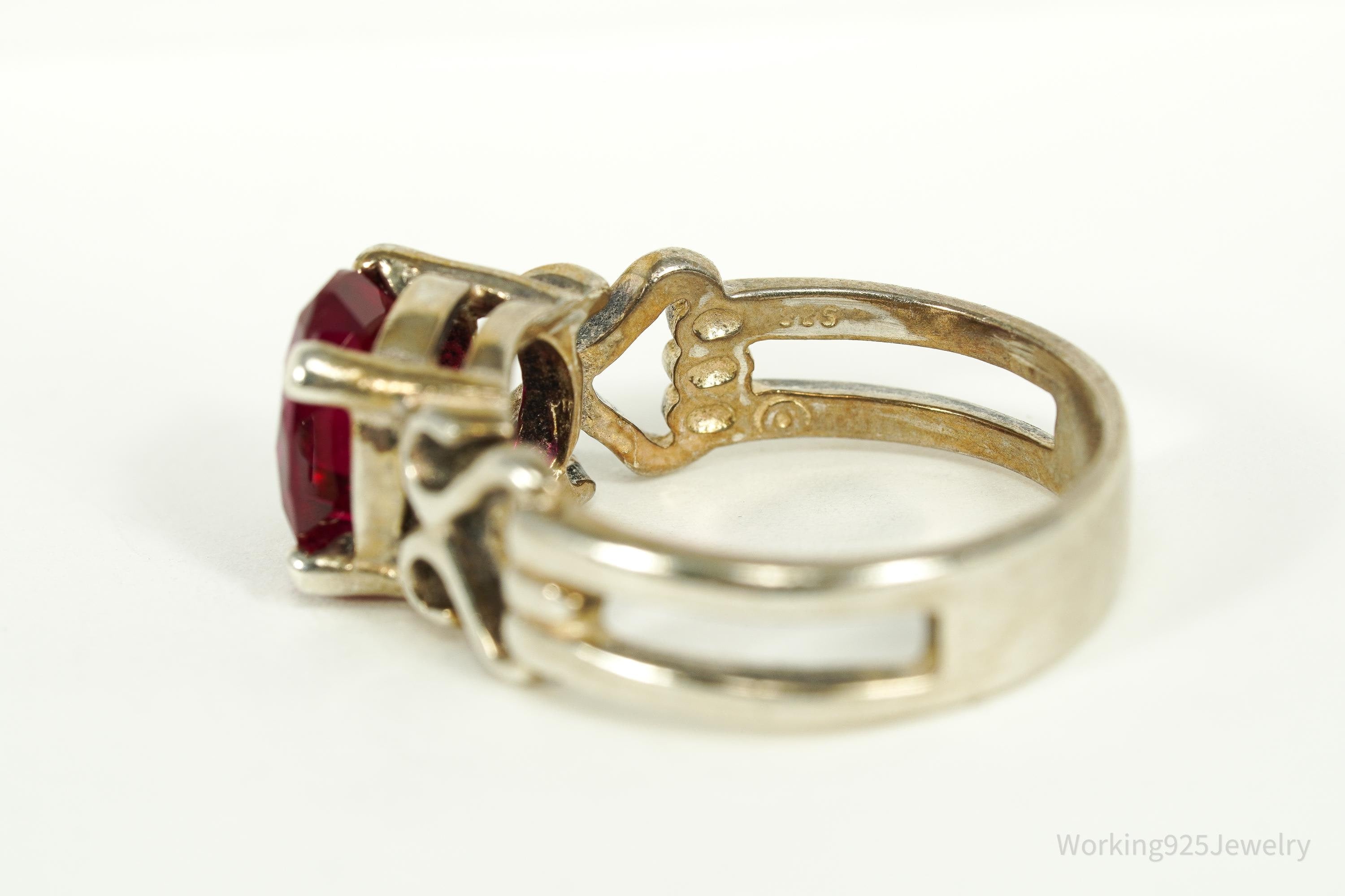 Vintage Lab Ruby Sterling Silver Ring - Size 8.25