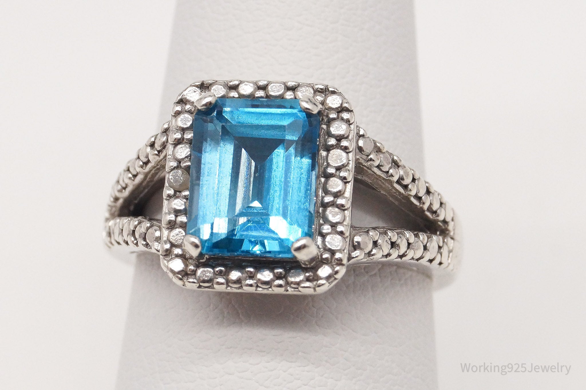 Vintage Blue Topaz Single Diamond Sterling Silver Ring - Size 7