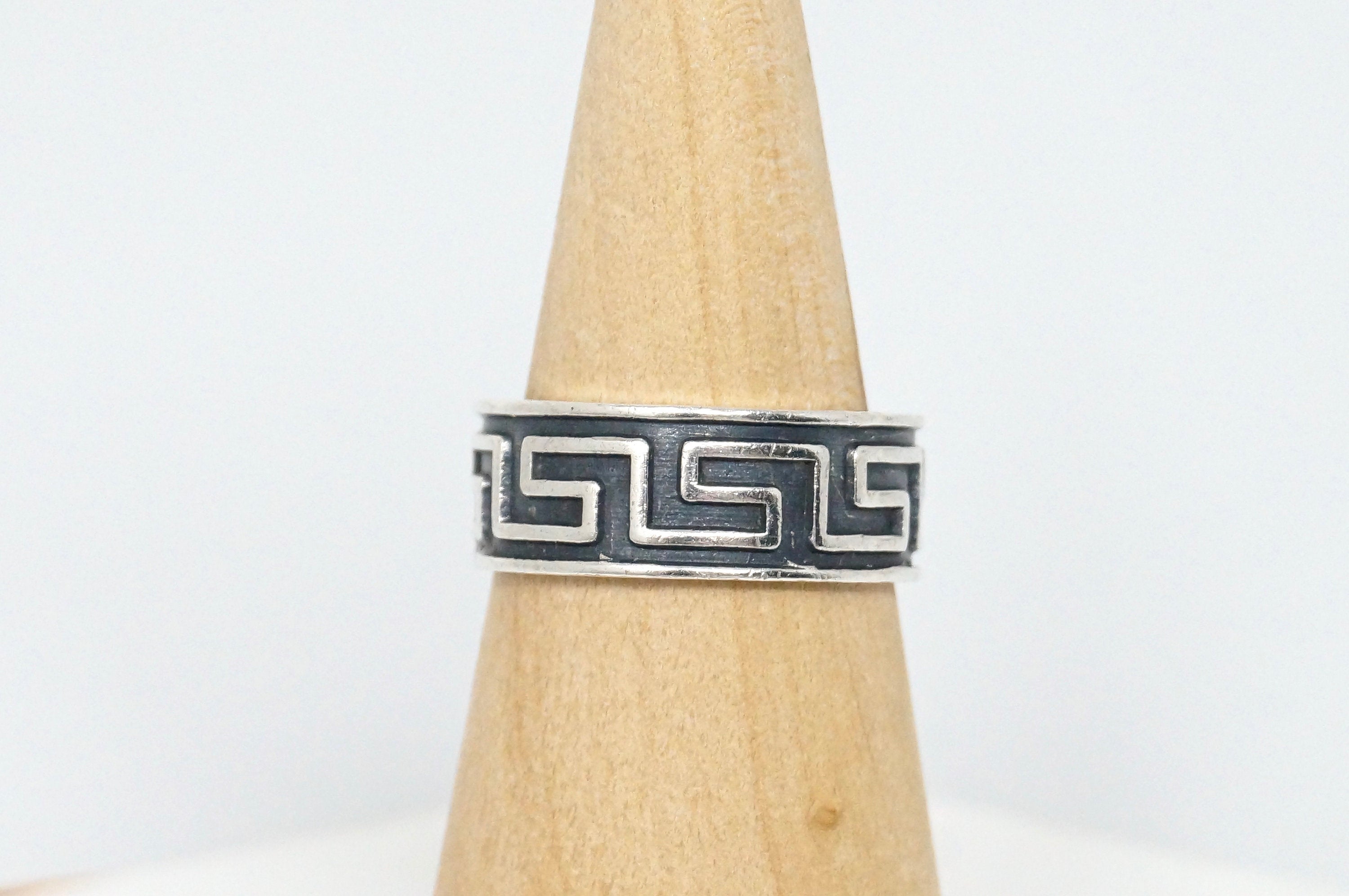 Vintage Mexico Oxidized Style Key Zig Zag Sterling Silver Band Ring - Size 8.75