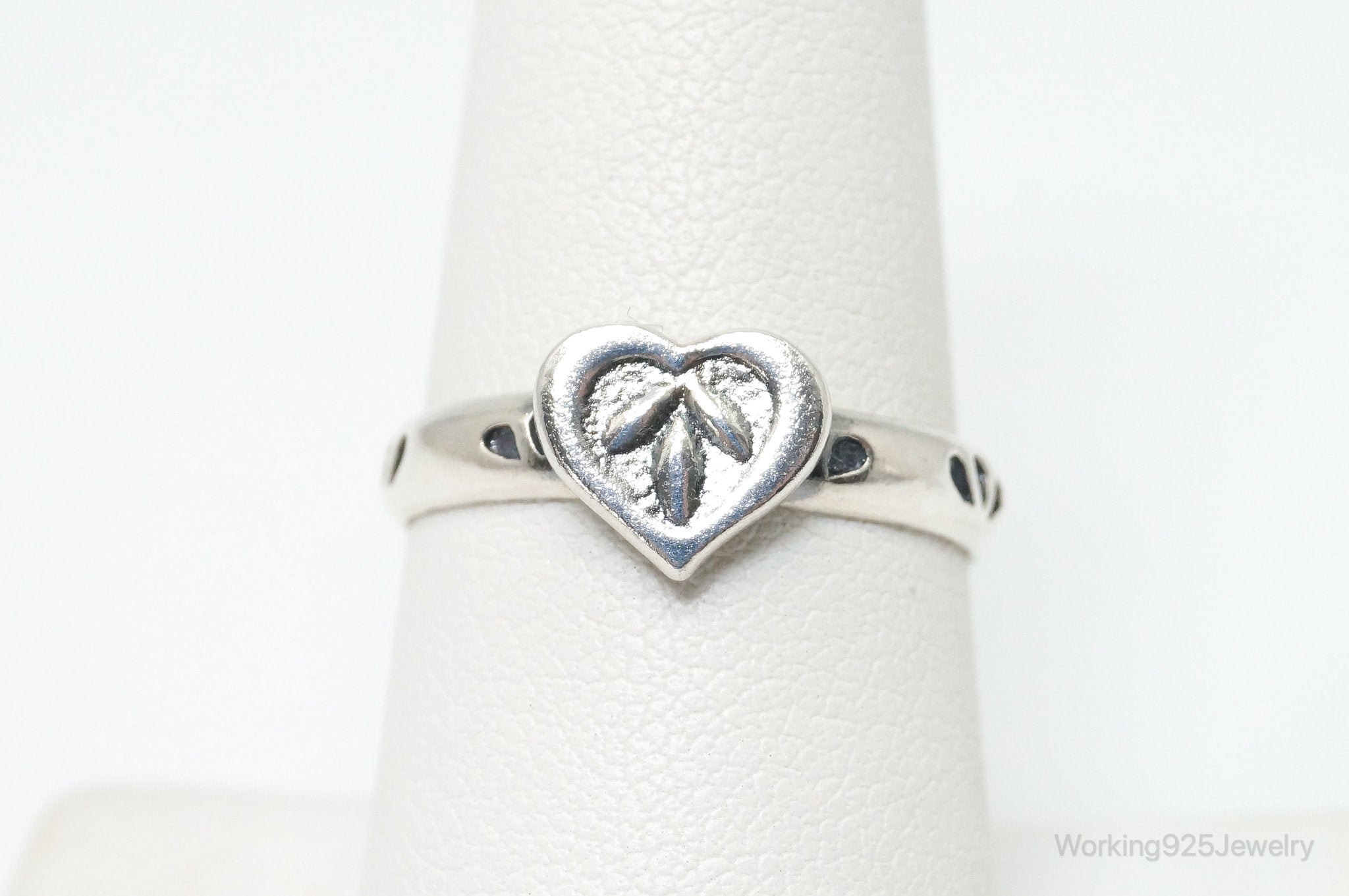 Vintage Western Style Heart Sterling Silver Ring - Size 8