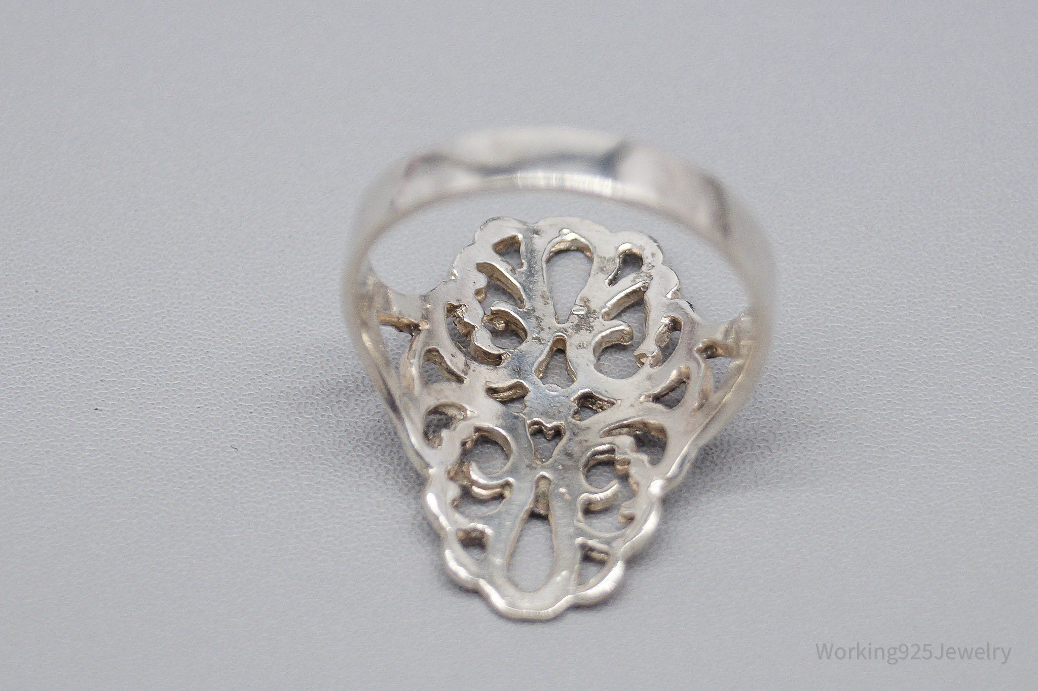 Vintage Diamond Cut Style Filigree Sterling Silver Ring - Size 7.25