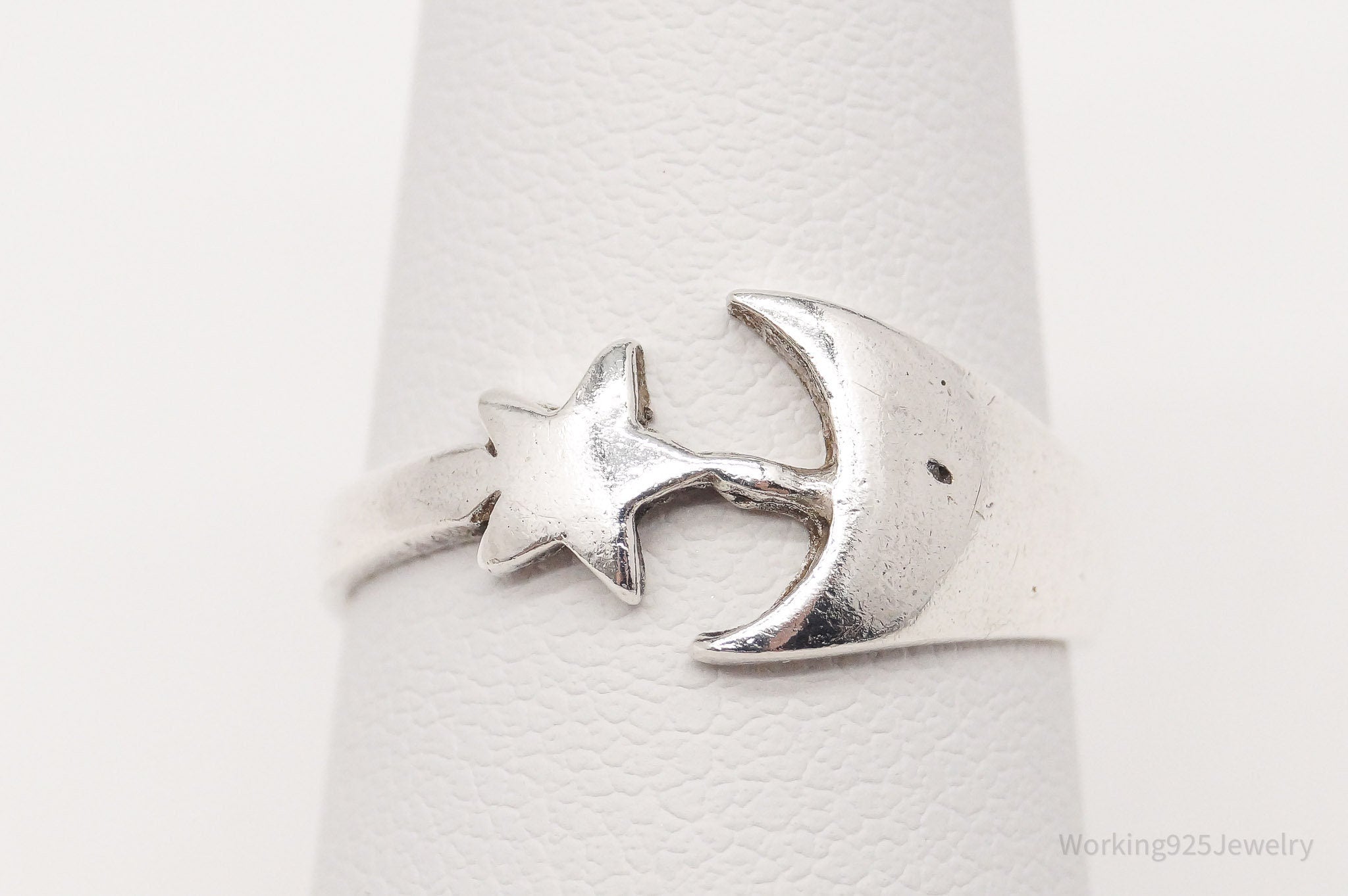 Vintage Moon & Star Sterling Silver Ring - Size 6.5