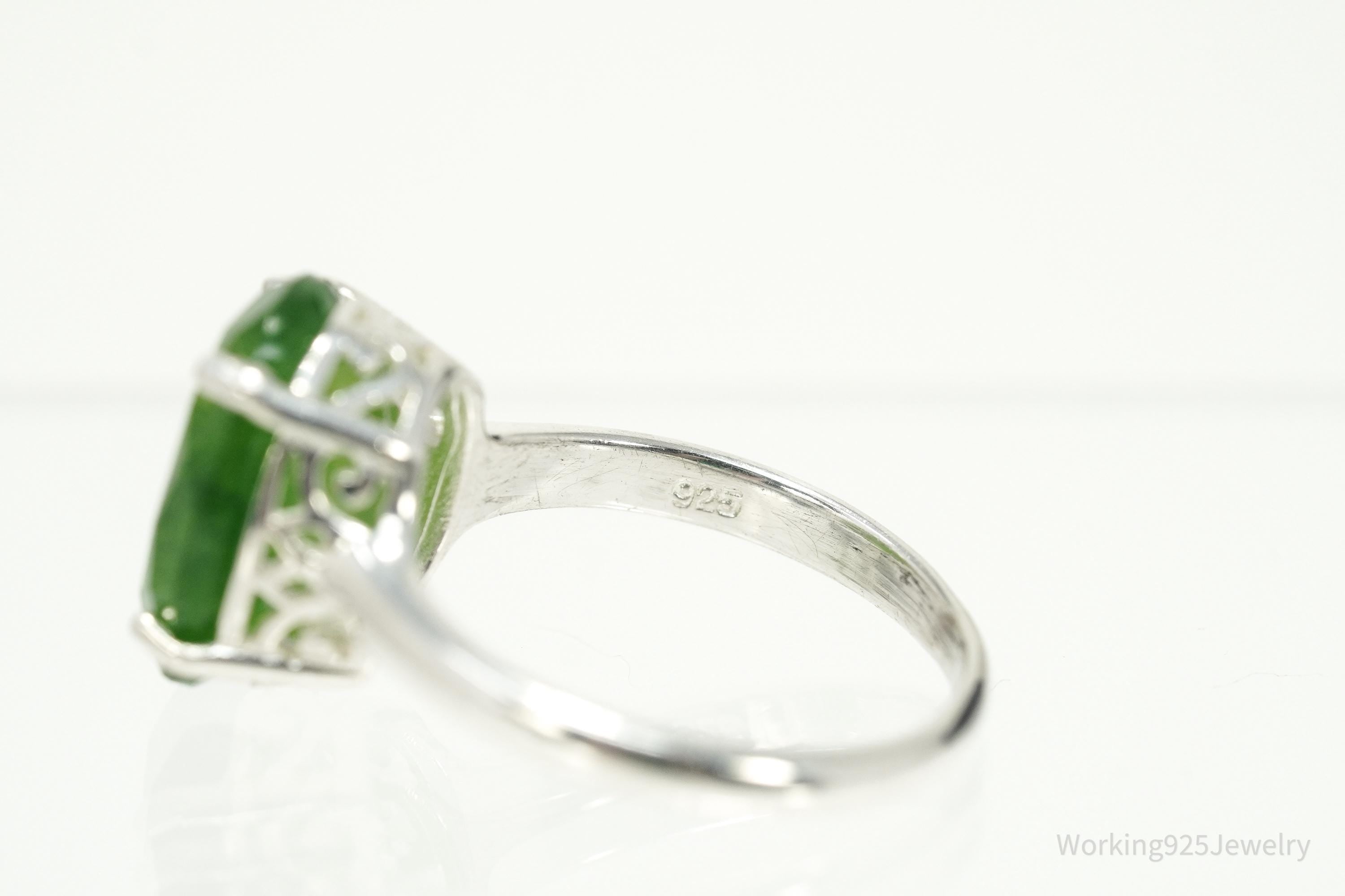 Vintage Oval Solitaire Emerald Sterling Silver Cocktail Ring – Size 7.25