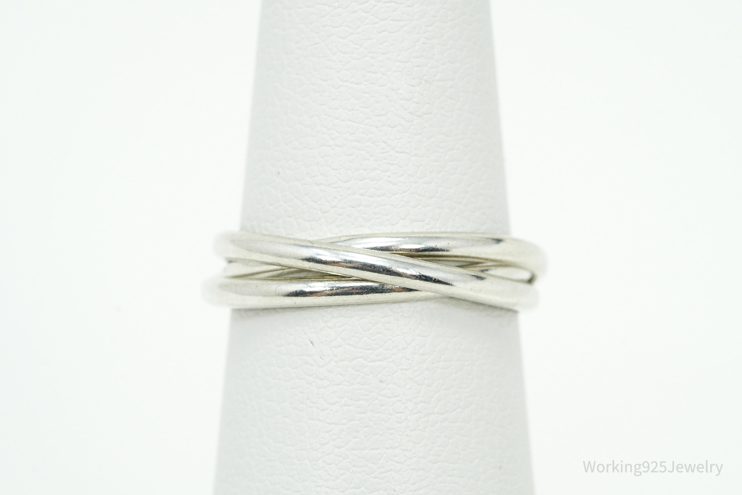 Vintage Intertwined Rings Sleek Modern Sterling Silver Ring - Size 5.25