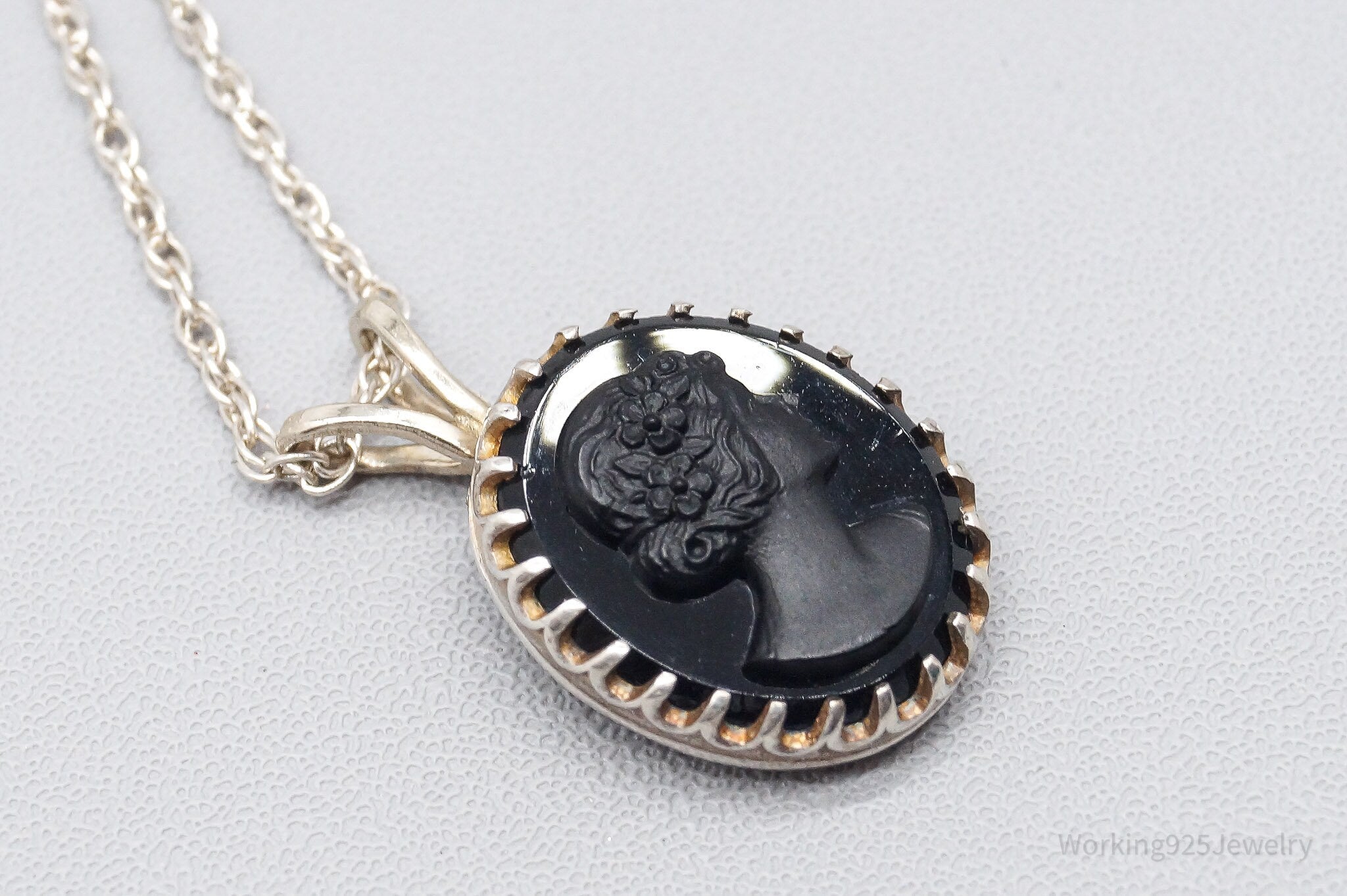 Vintage Carved Woman Black Cameo Sterling Silver Necklace 17"