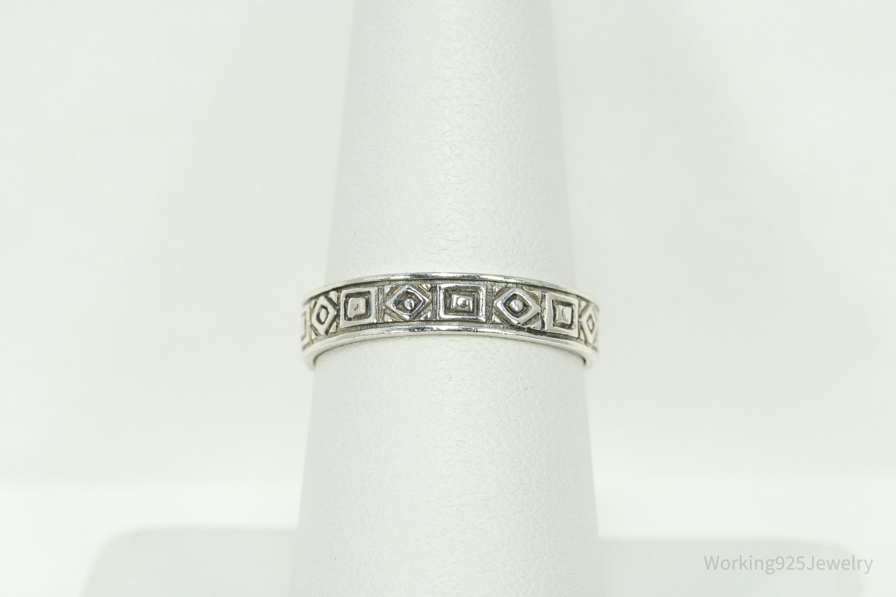 Vintage Geometric Viking Style Sterling Silver Band Ring - Size 8