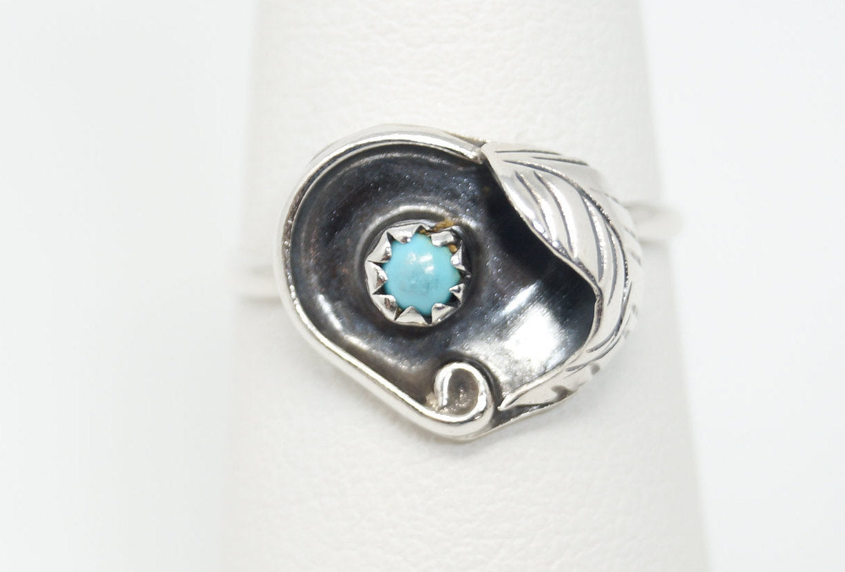 Vintage Native American Turquoise Unsigned Sterling Silver Ring - Sz 6