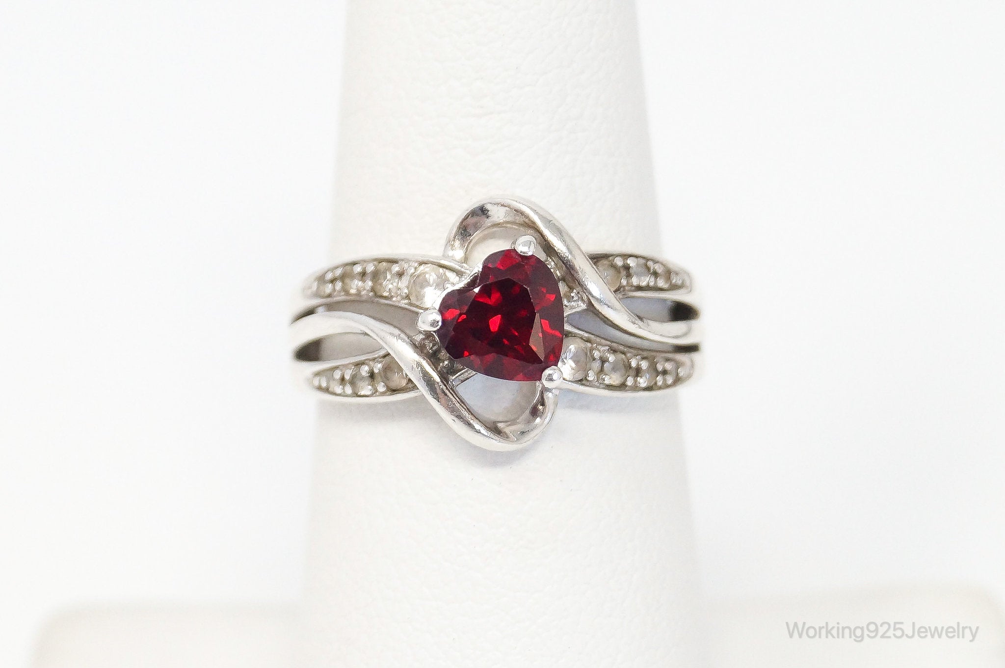 Vintage Ruby Heart Cubic Zirconia Sterling Silver Ring - Size 6.75