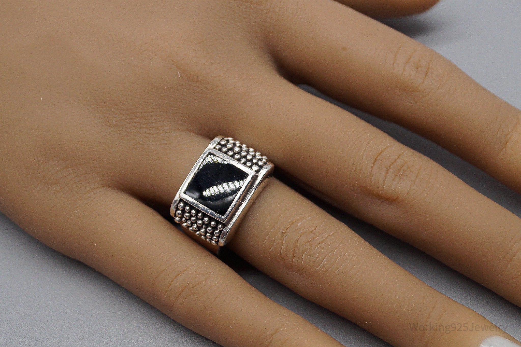 Vintage Black Onyx Modernist Style Sterling Silver Ring - Size 8