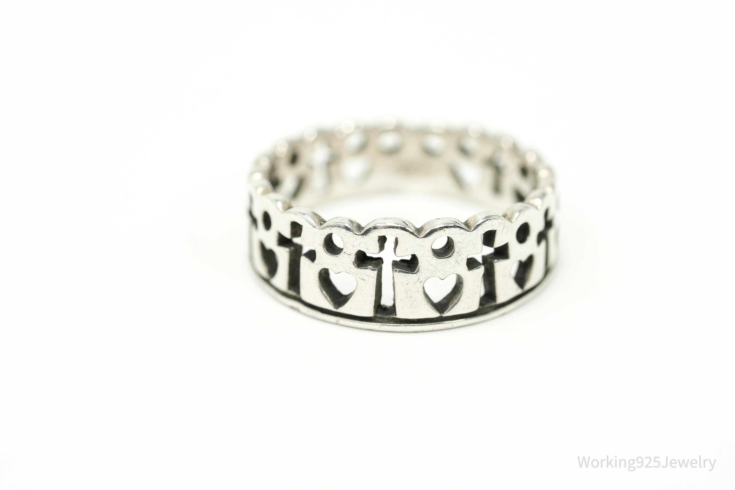 Vintage Hearts & Crosses Silver Ring - Size 7.5