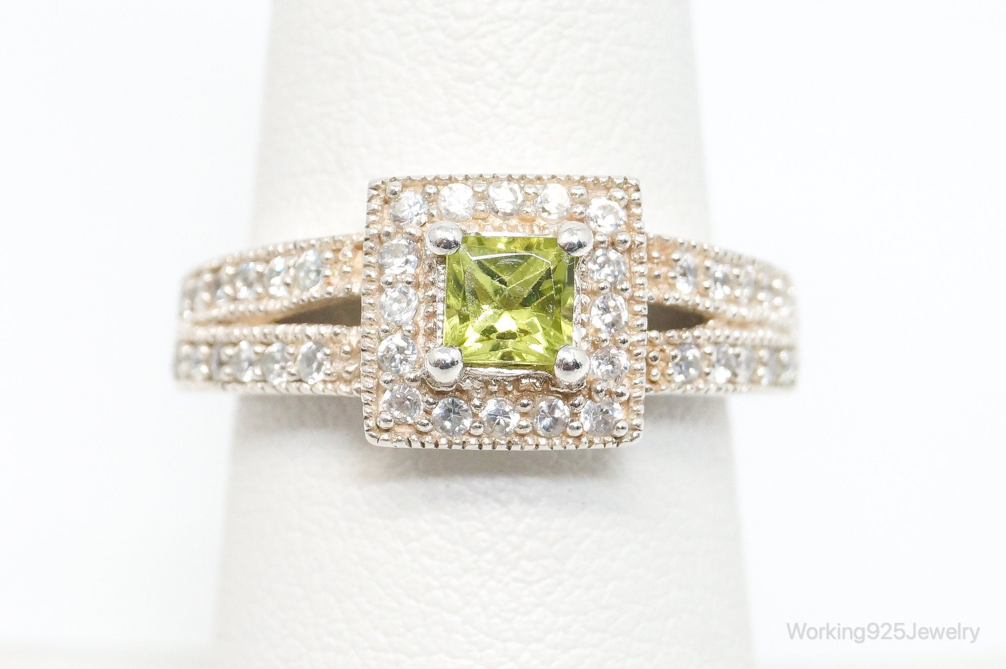 Vintage Peridot Cubic Zirconia Sterling Silver Ring - Size 6.75